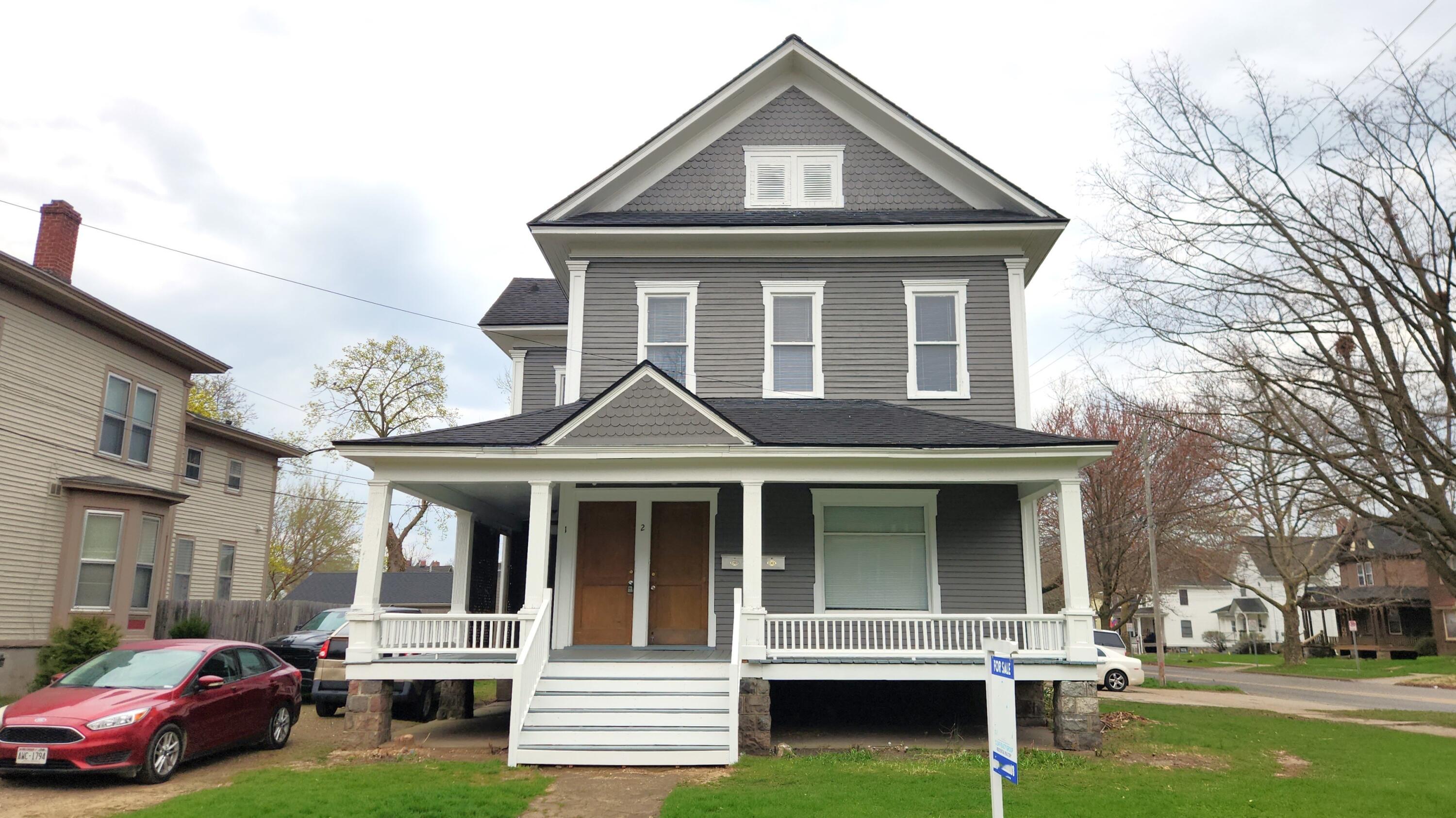 320 W Vine Street Property Photo 1