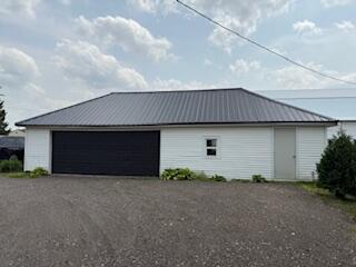 695 W Chicago Road Property Photo 12