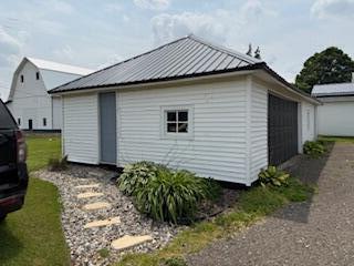 695 W Chicago Road Property Photo 14