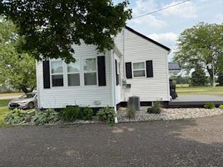 695 W Chicago Road Property Photo 18