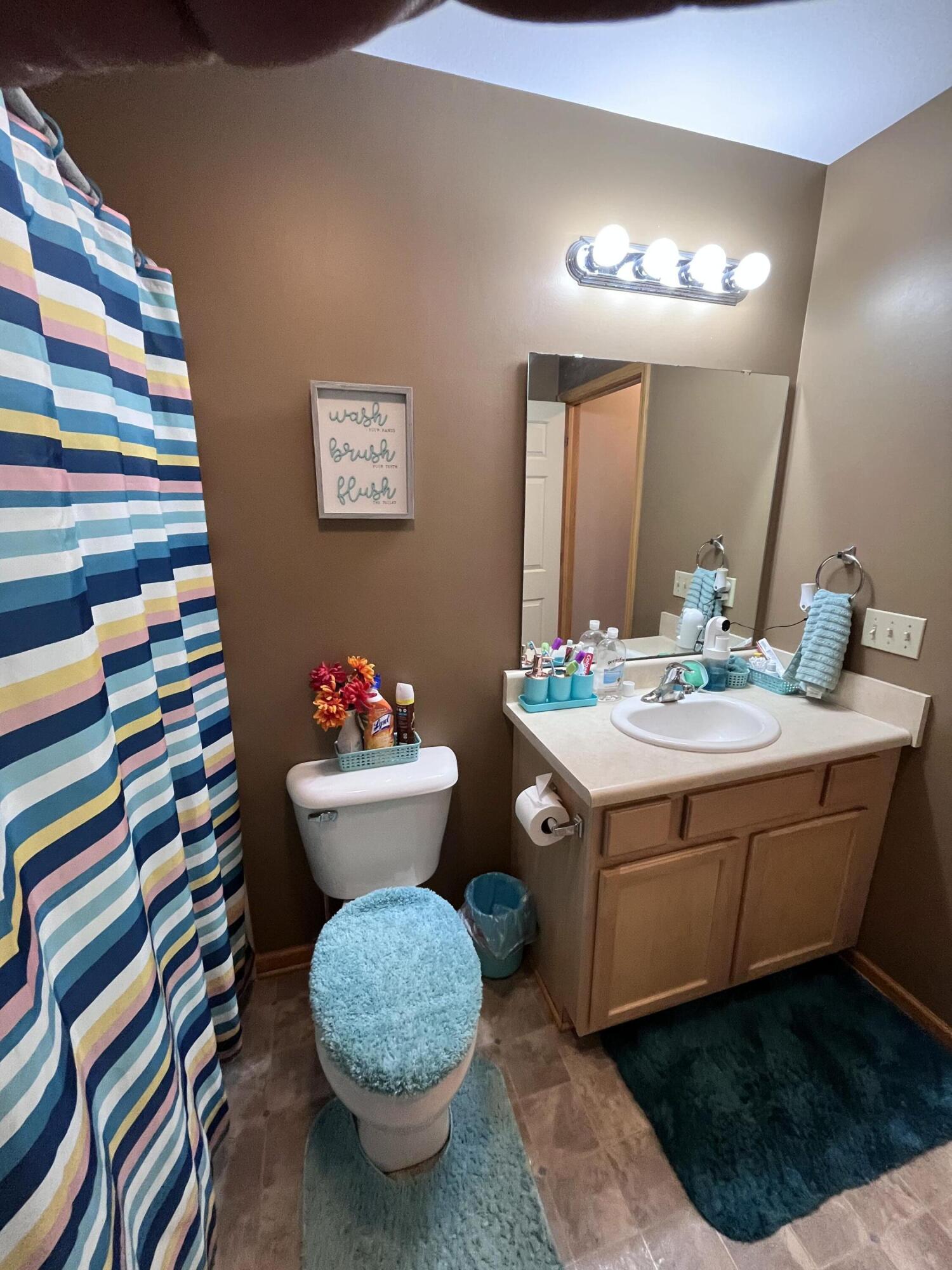 1637 Chippewa Way Property Photo 10
