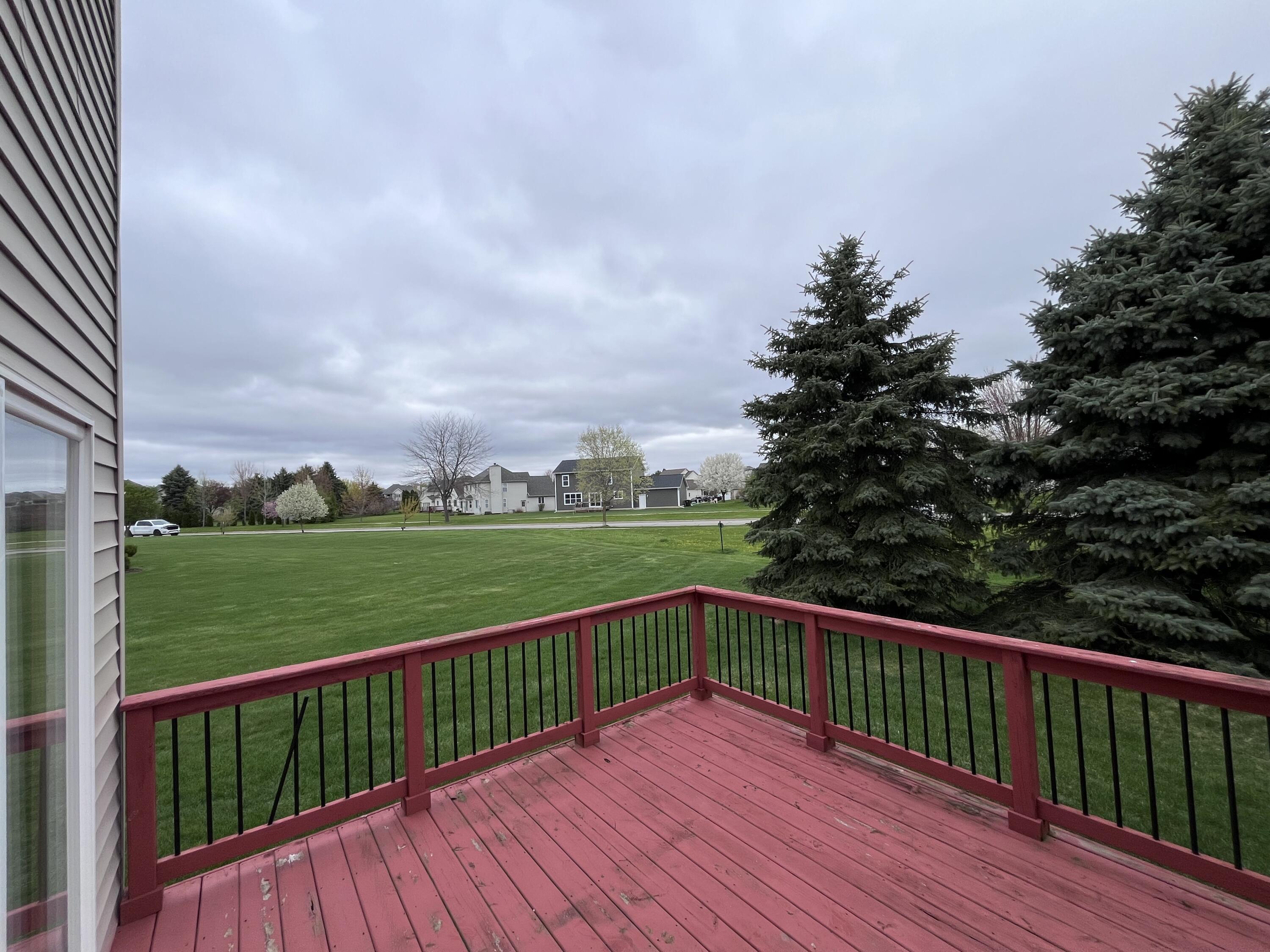 1637 Chippewa Way Property Photo 23