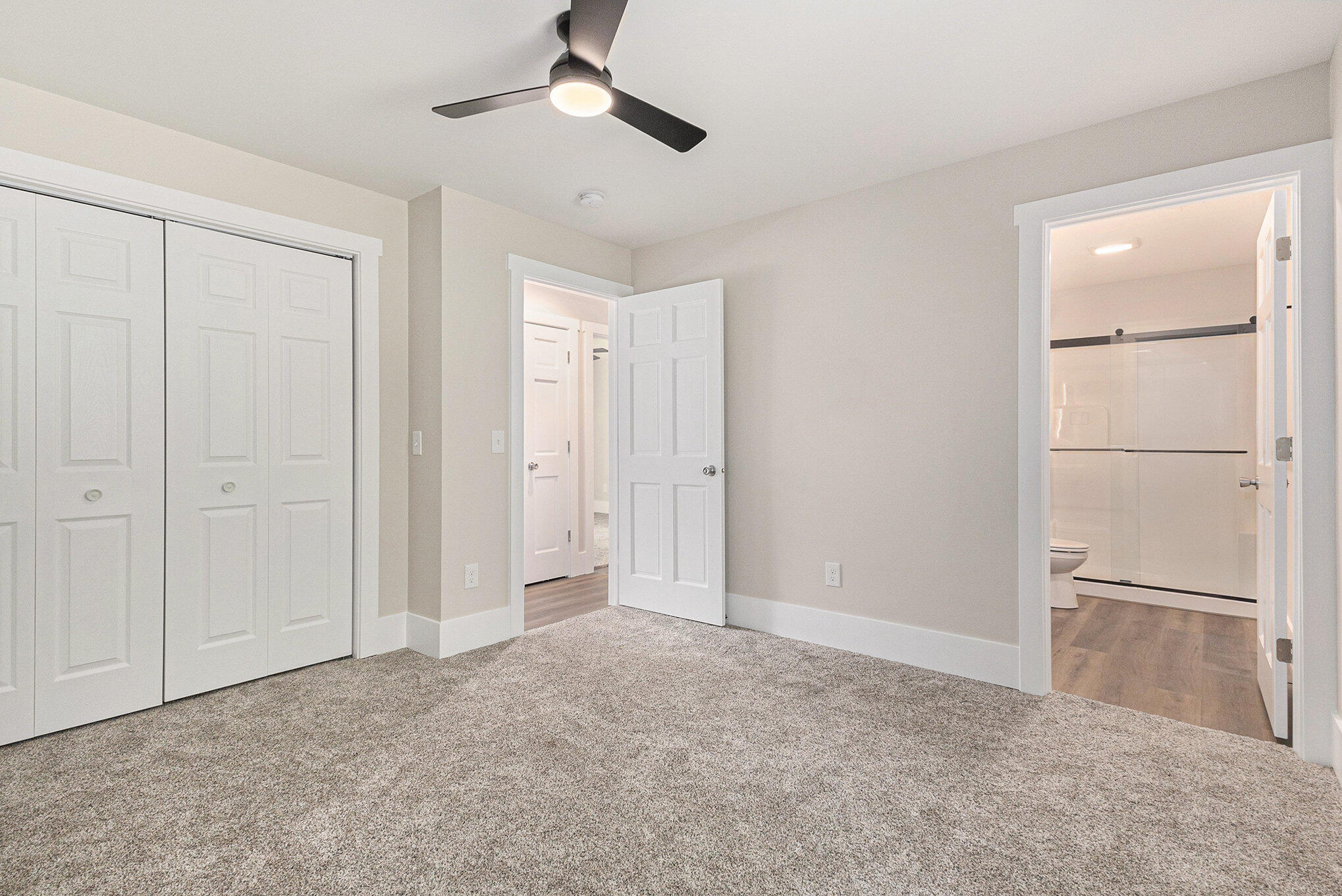 2051 Russell Road Property Photo 10