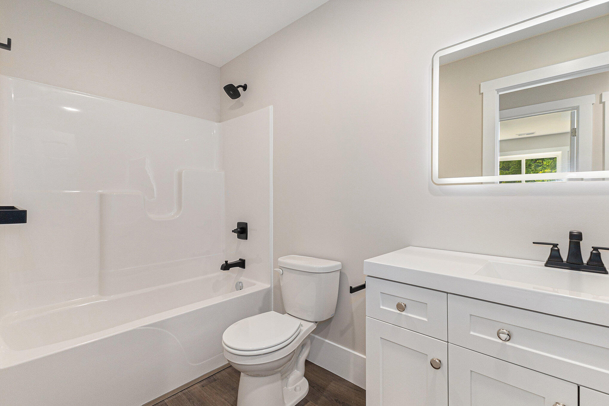 2051 Russell Road Property Photo 13