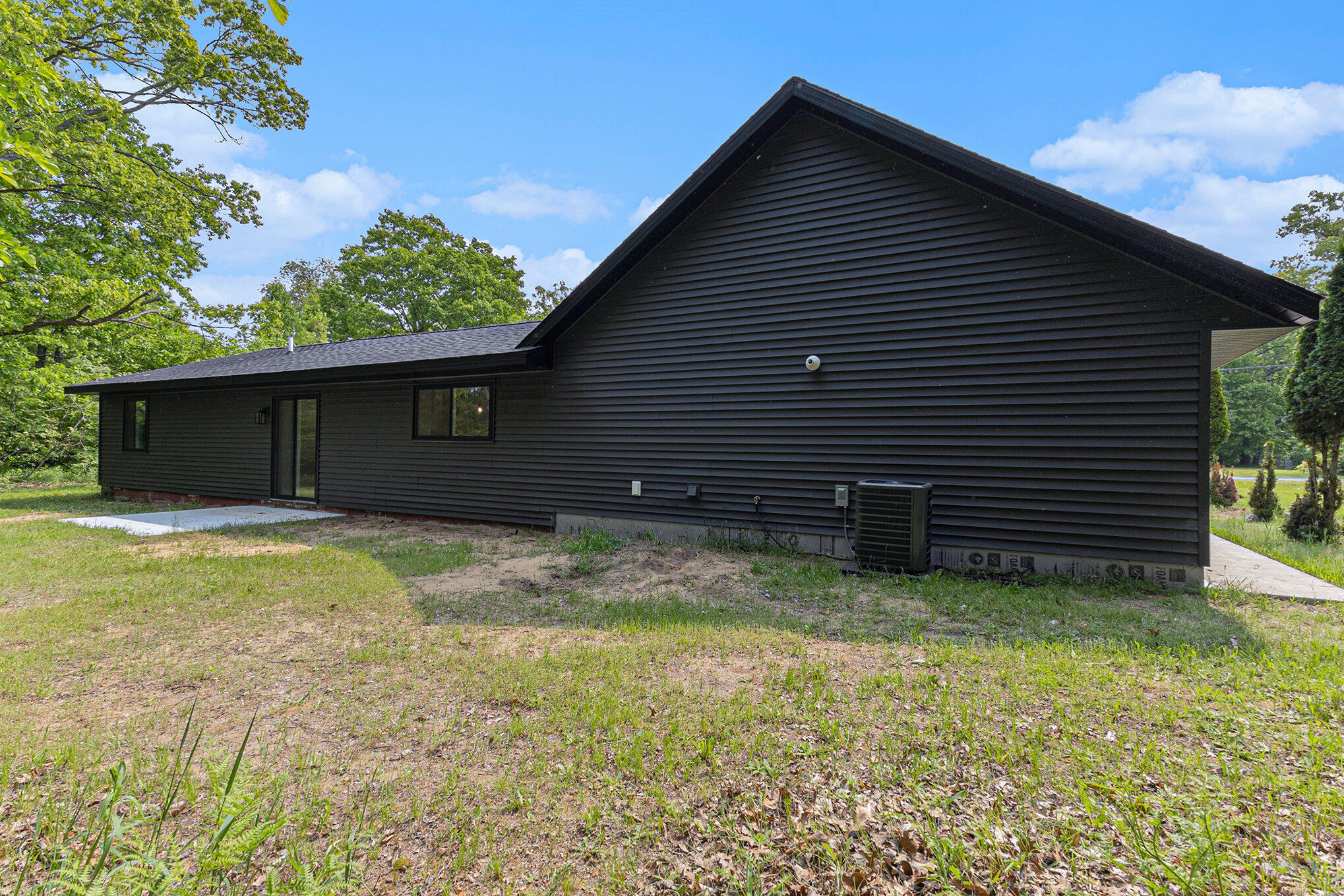 2051 Russell Road Property Photo 18