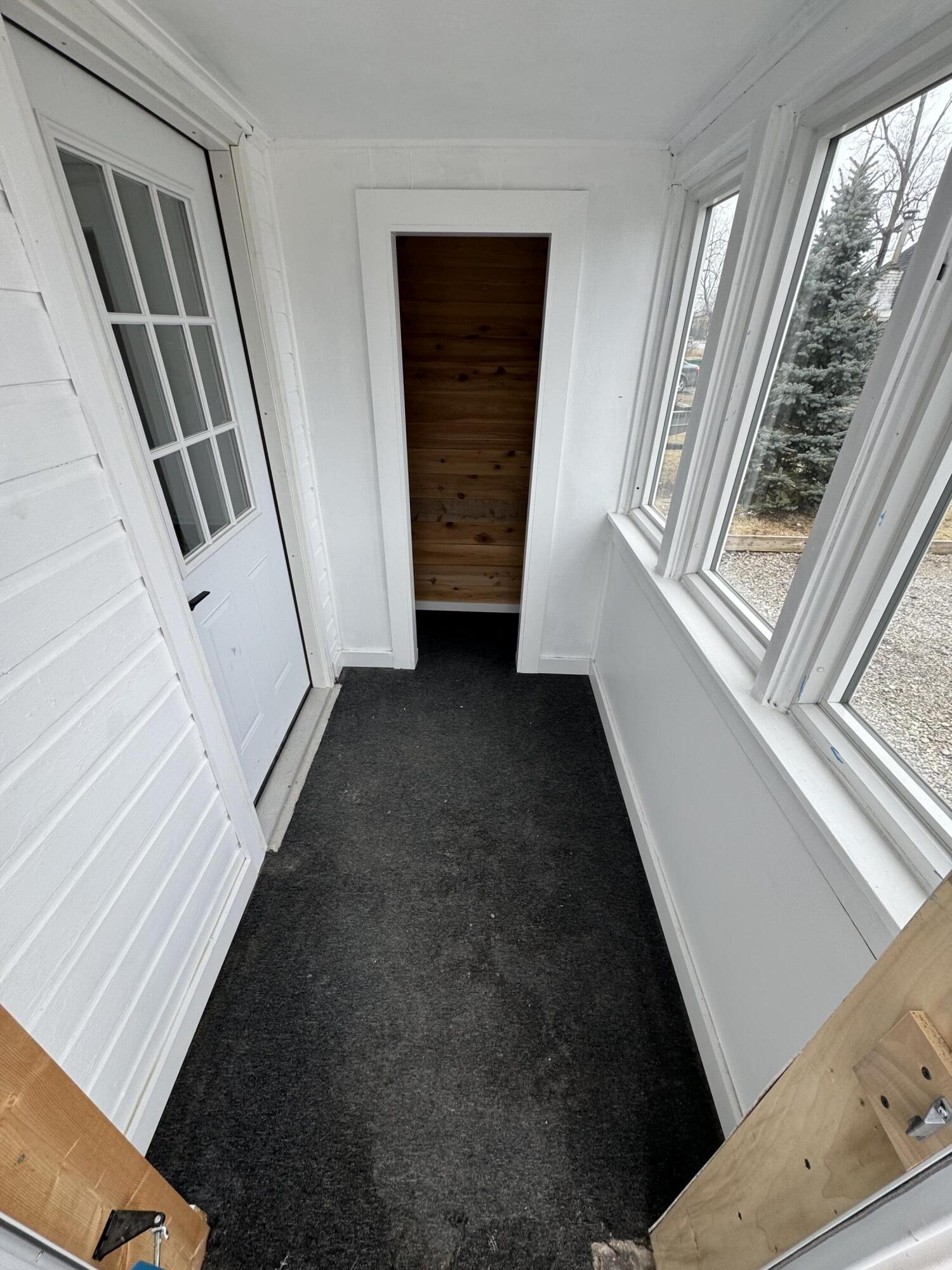 6921 Middlebelt Road Property Photo 10