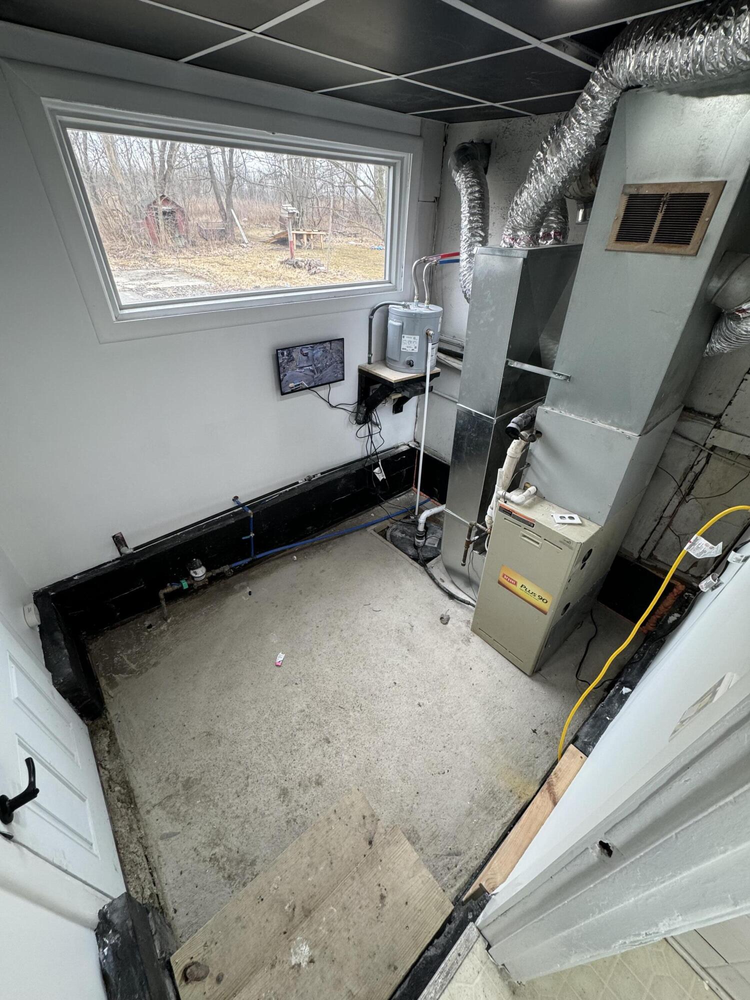 6921 Middlebelt Road Property Photo 12