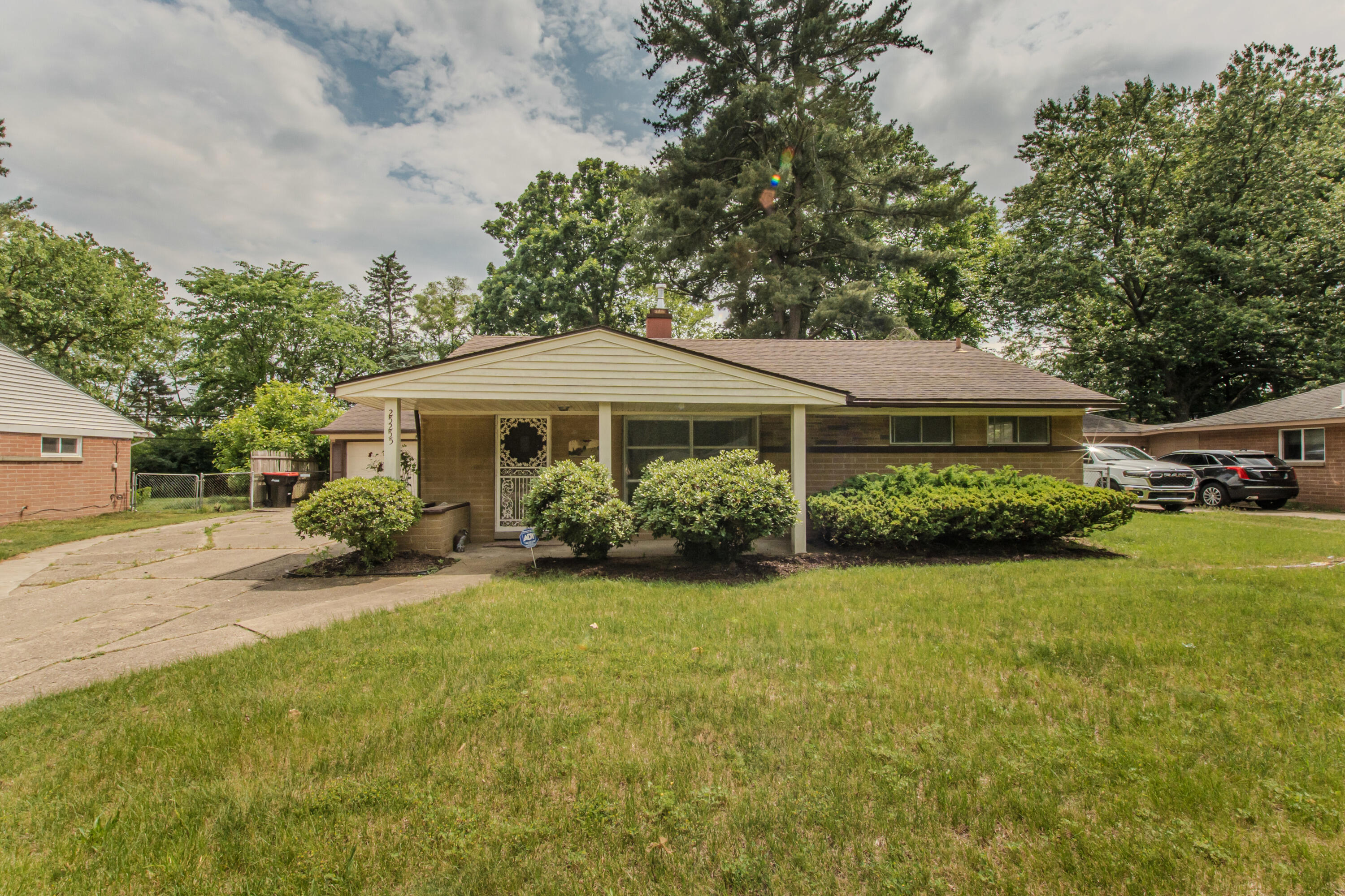 25255 Orchard Grove Street Property Photo 1