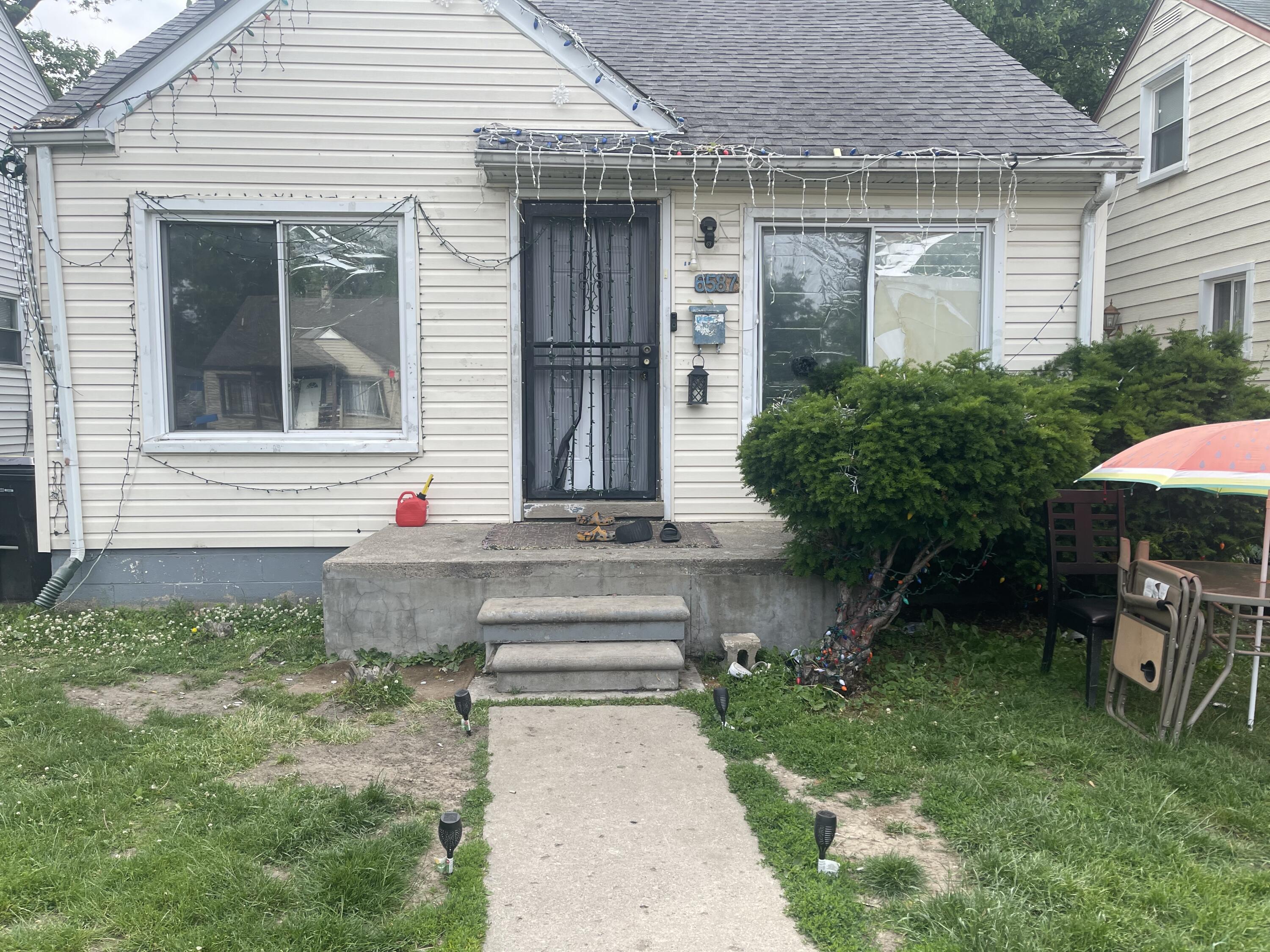 6578 Montrose Street Property Photo 1