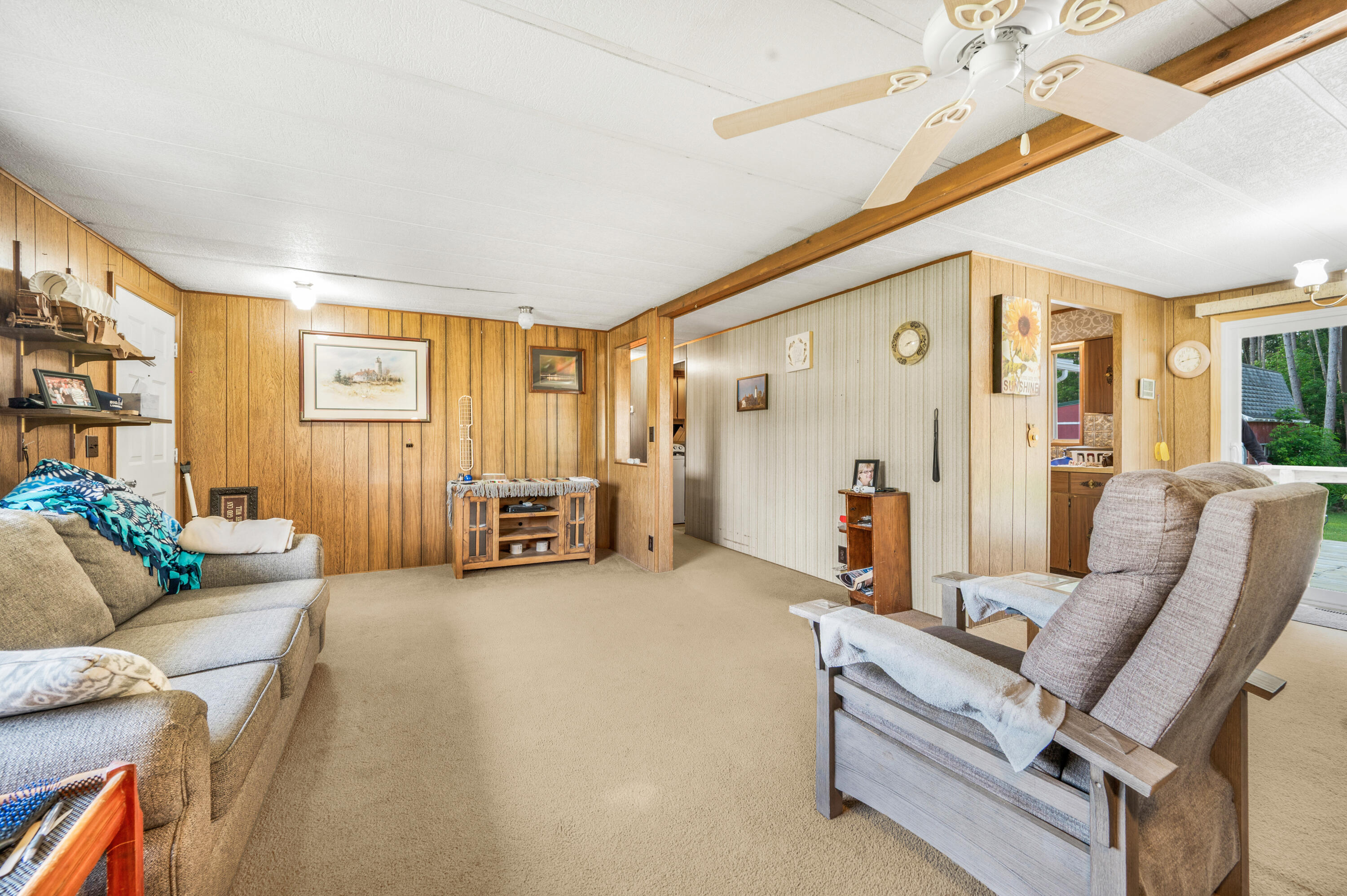 7873 River Rd Property Photo 16