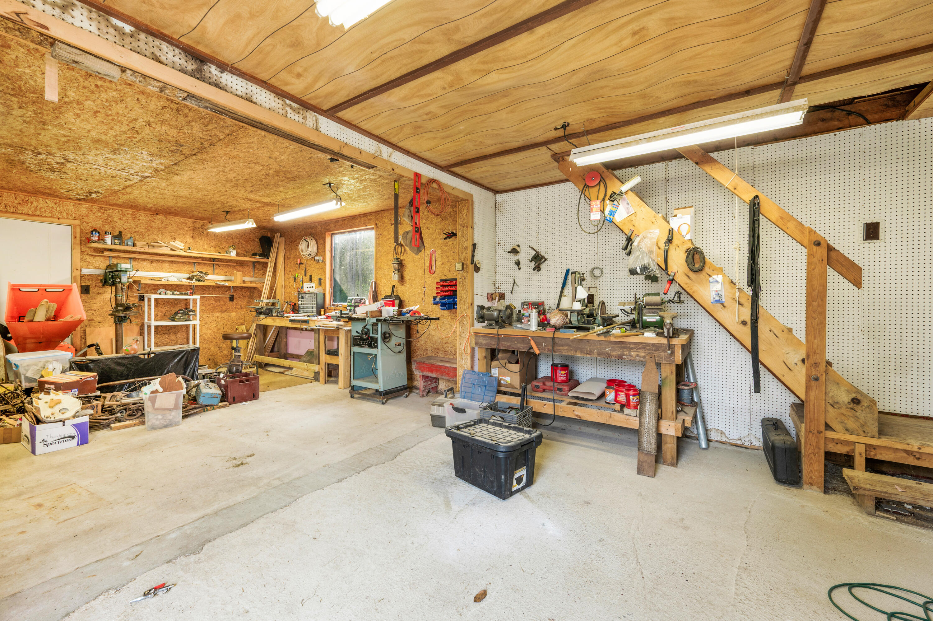 7873 River Rd Property Photo 22
