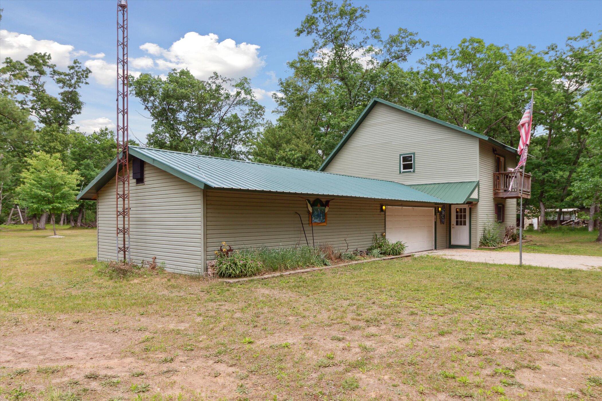 8492 W Hemlock Ave. Avenue Property Photo 1