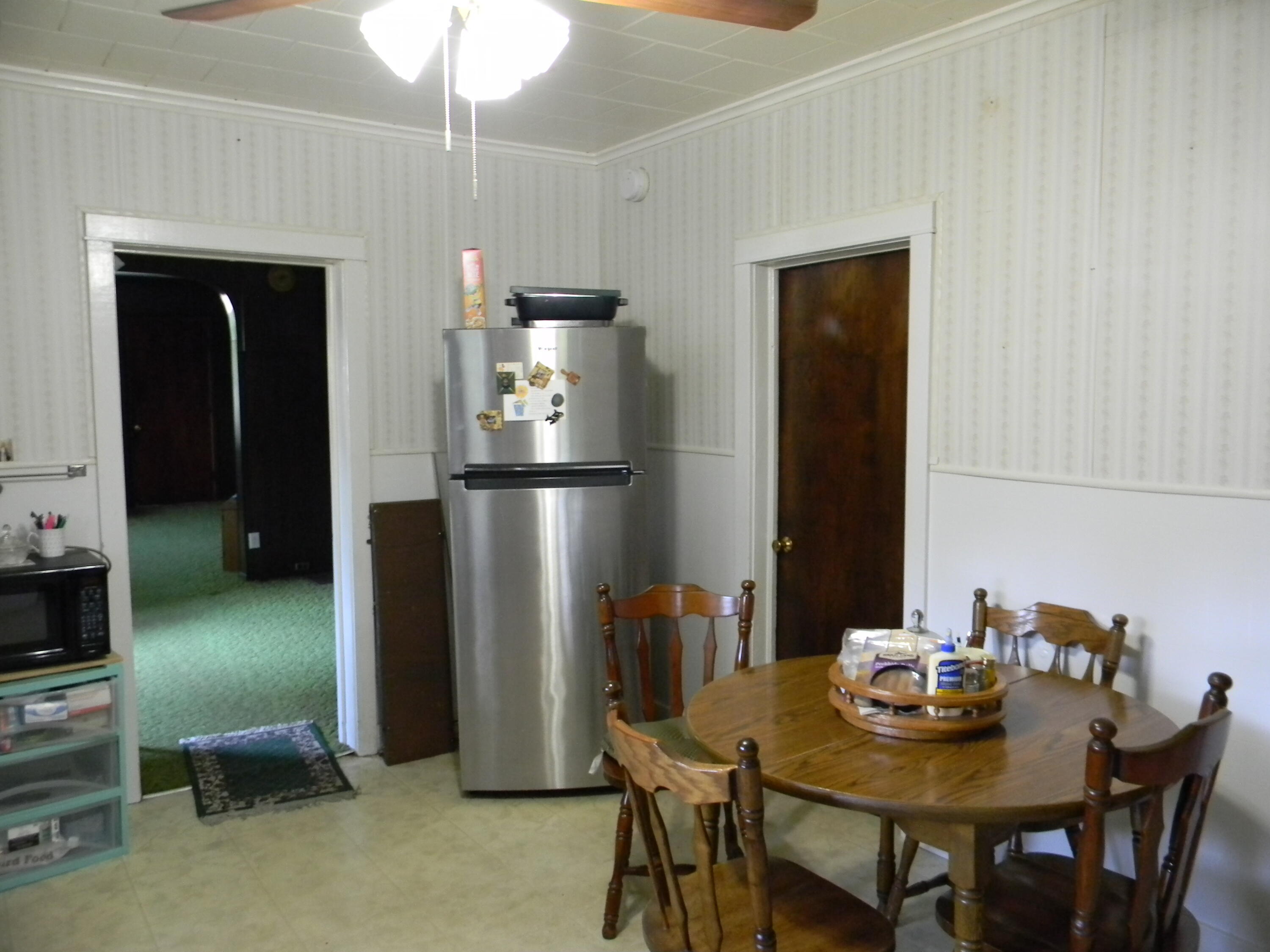 302 First Street Property Photo 9
