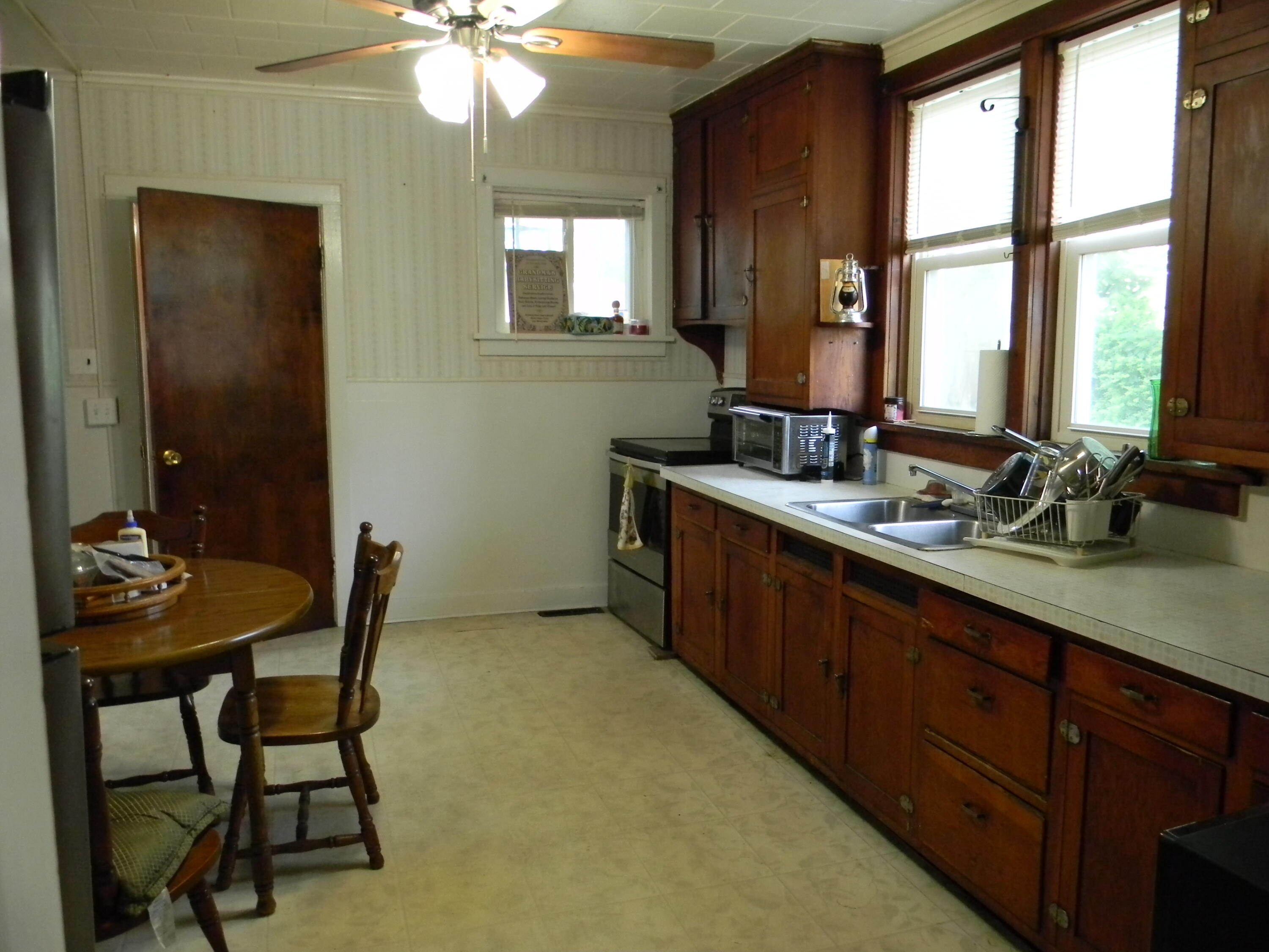 302 First Street Property Photo 10