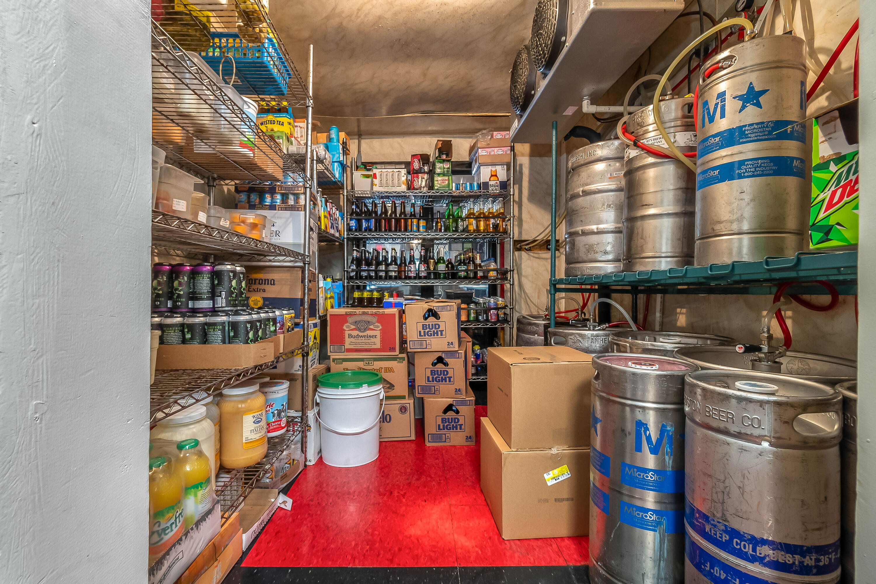 15 E Chicago Street Property Photo 14