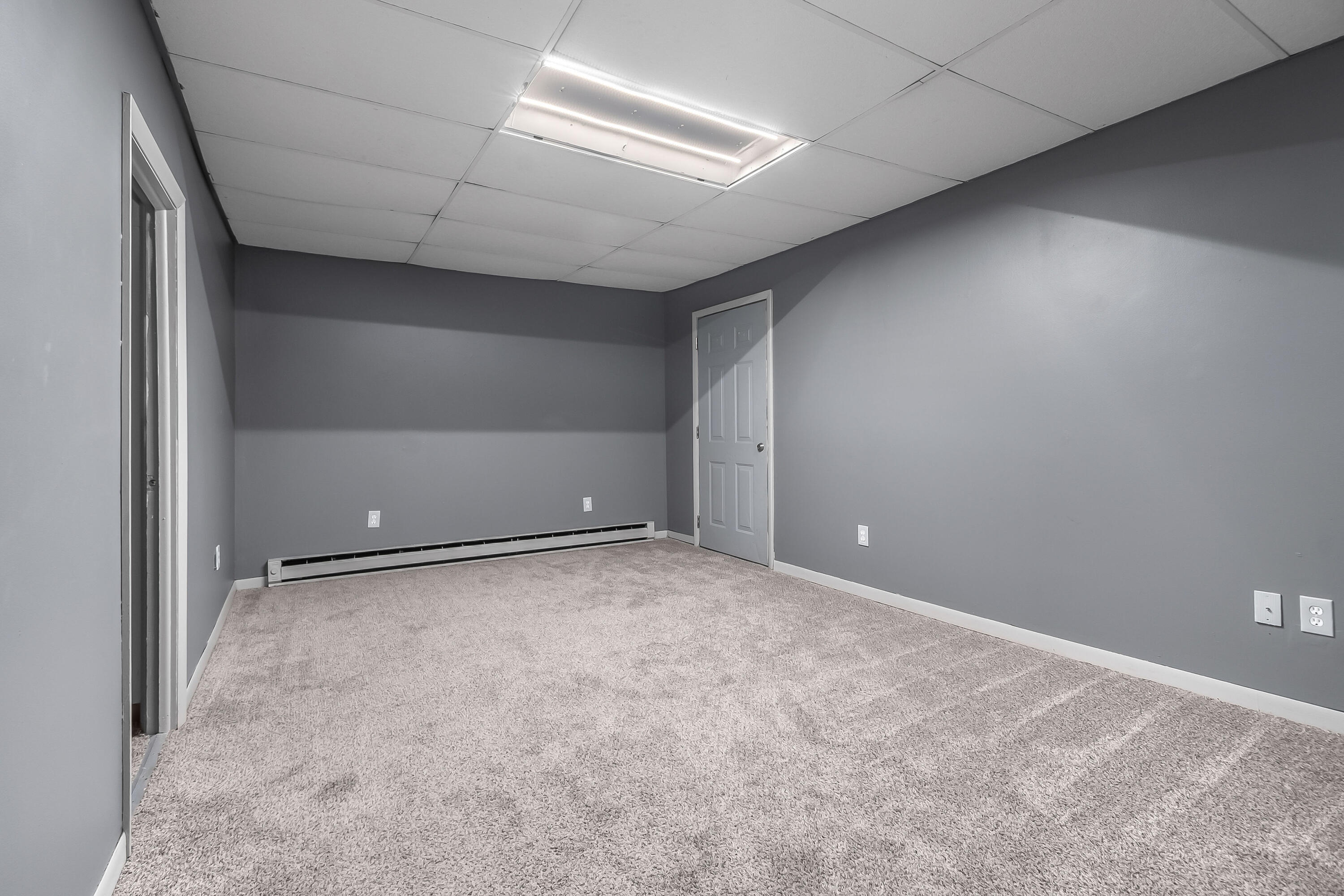15 E Chicago Street Property Photo 22