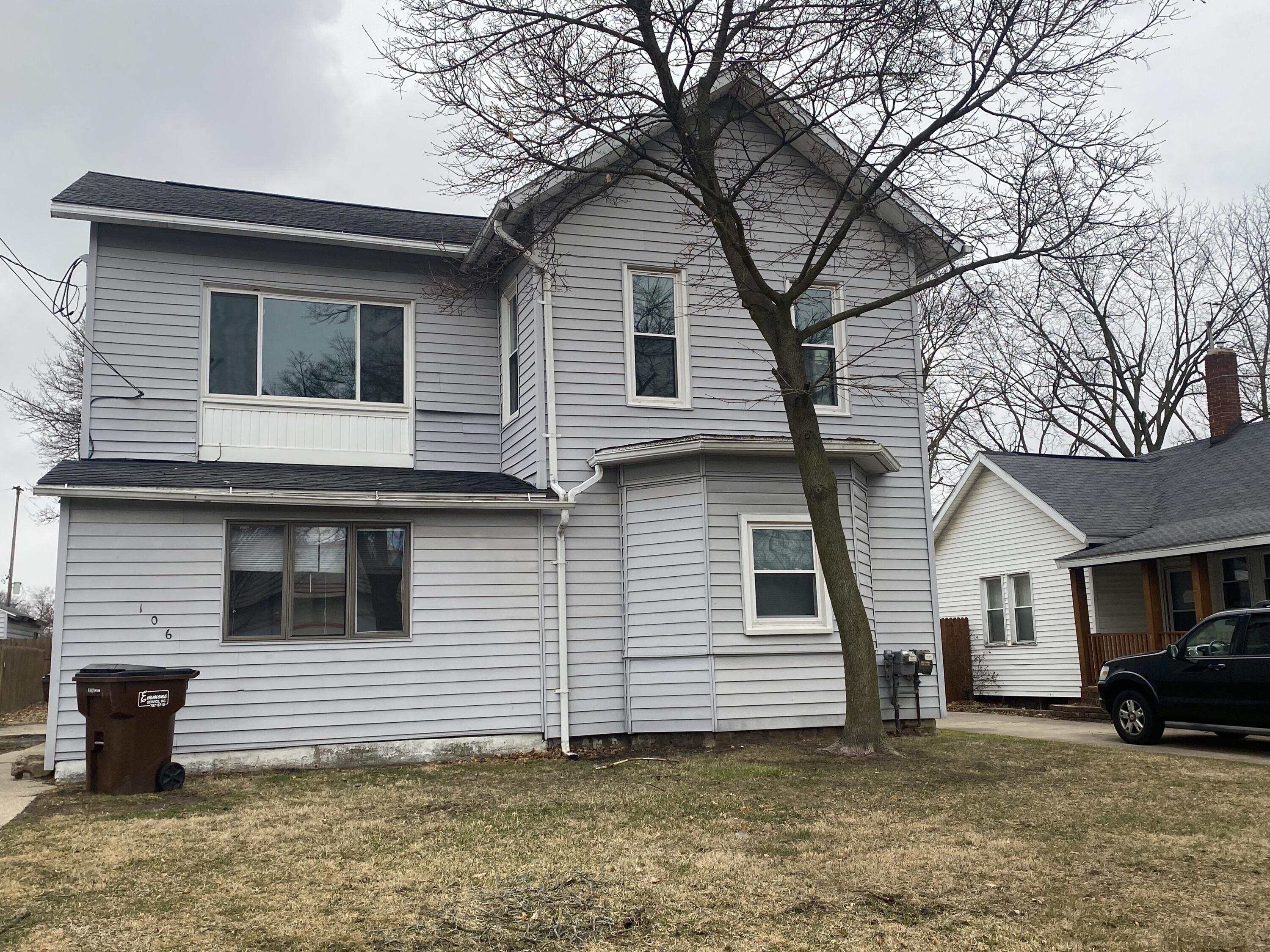 106 N Dwight Street Property Photo 1