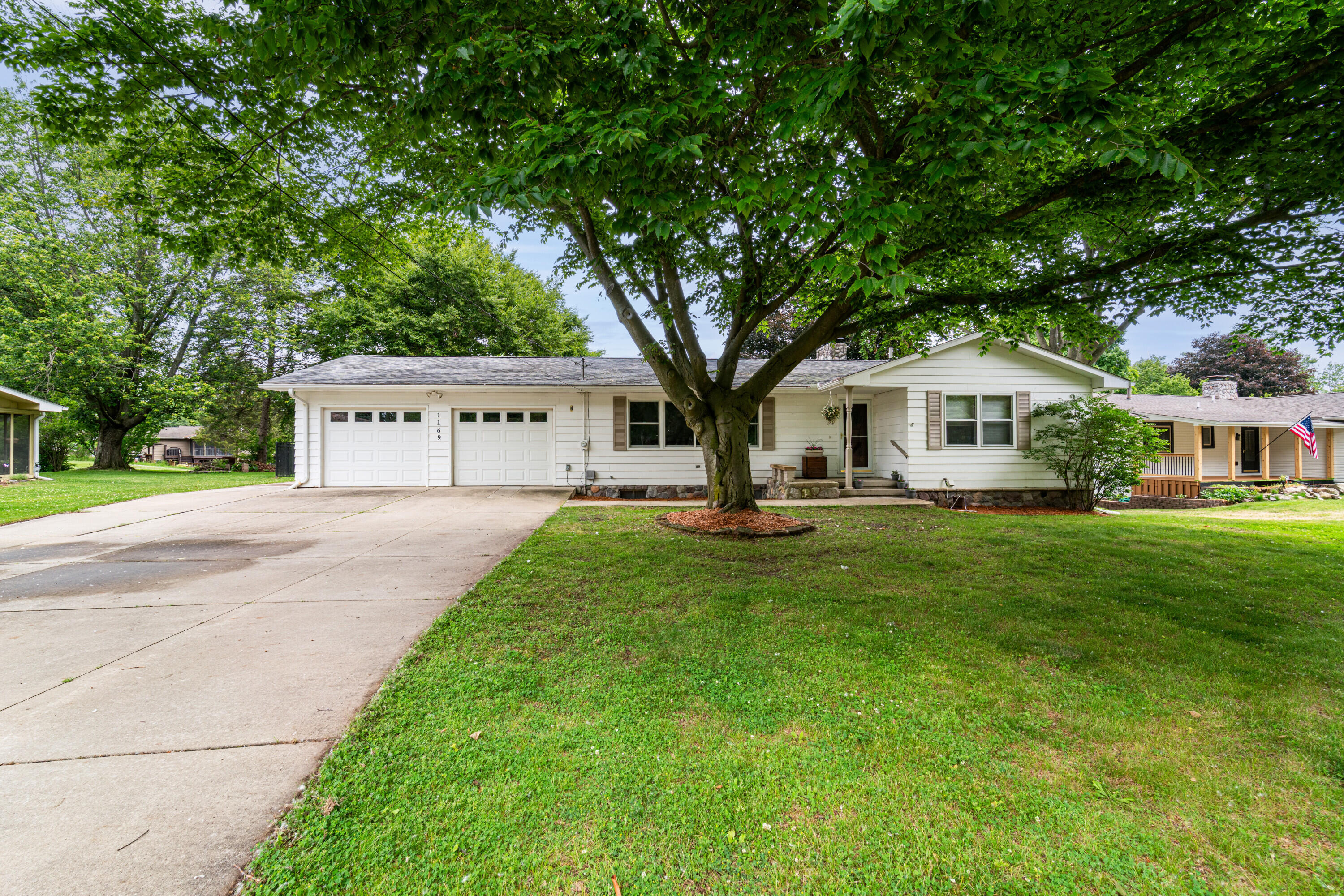 1169 Wilbur Property Photo 1