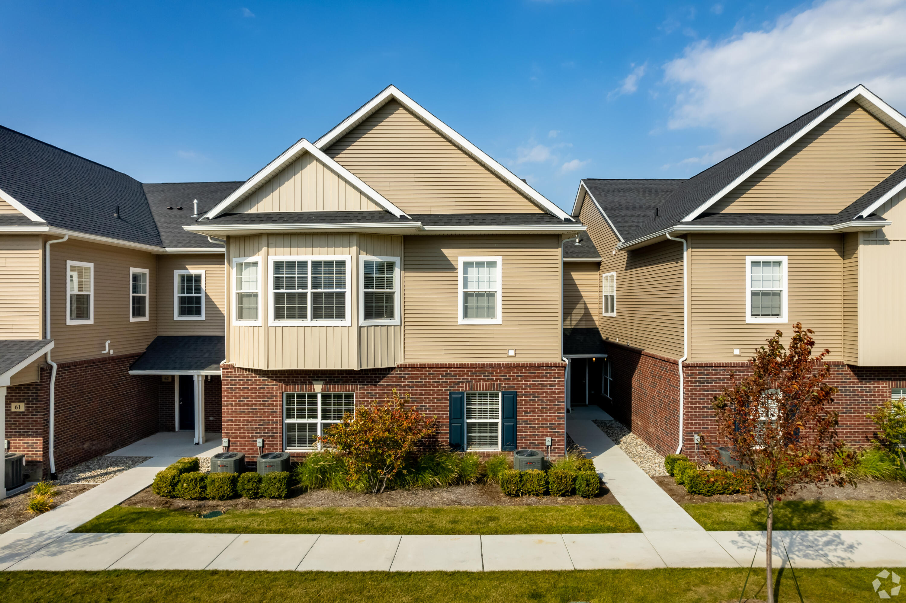 29330 Towne Center Circle, 18f Property Photo 1
