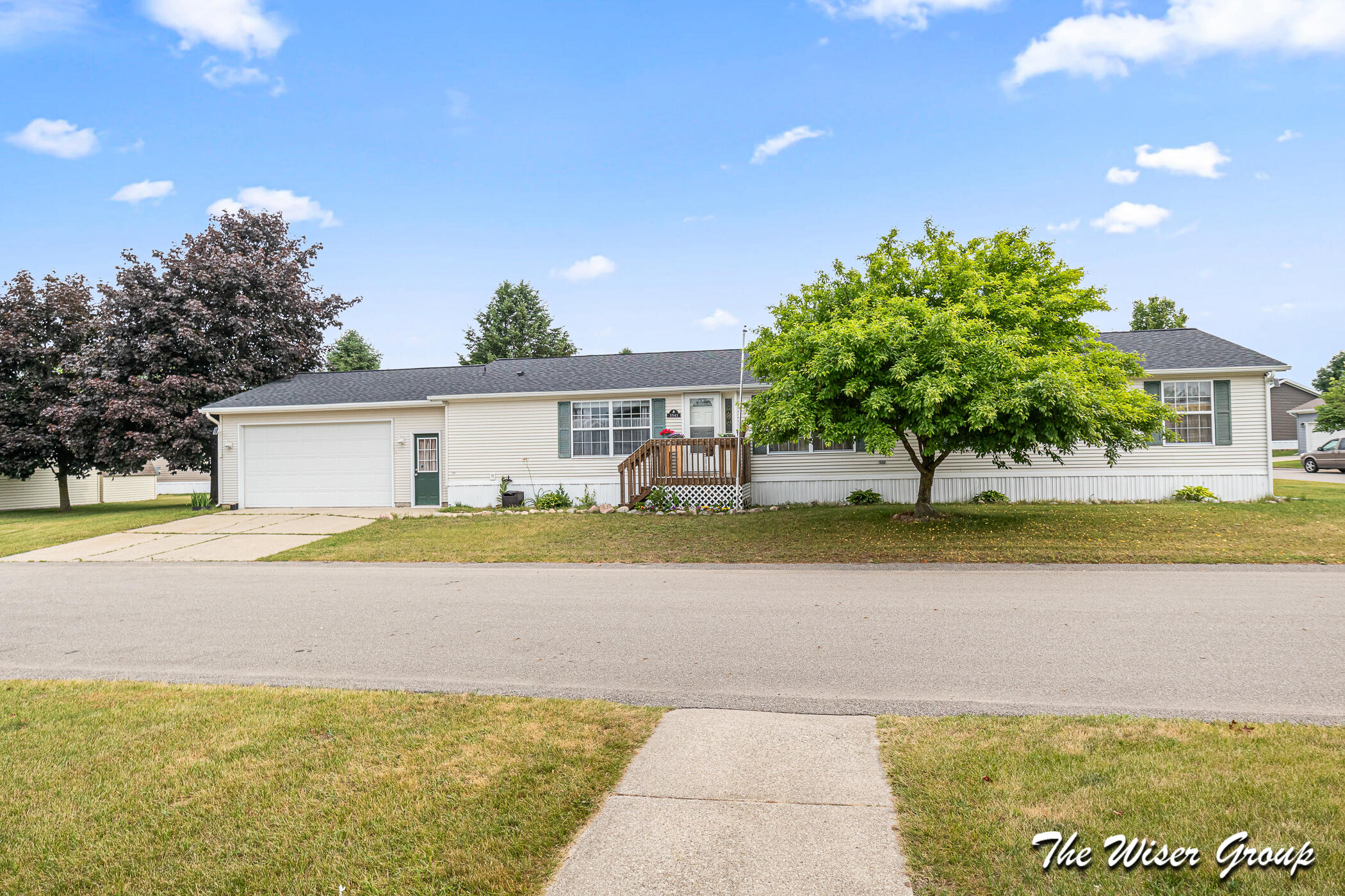 3451 Fernfield Drive Property Photo 1