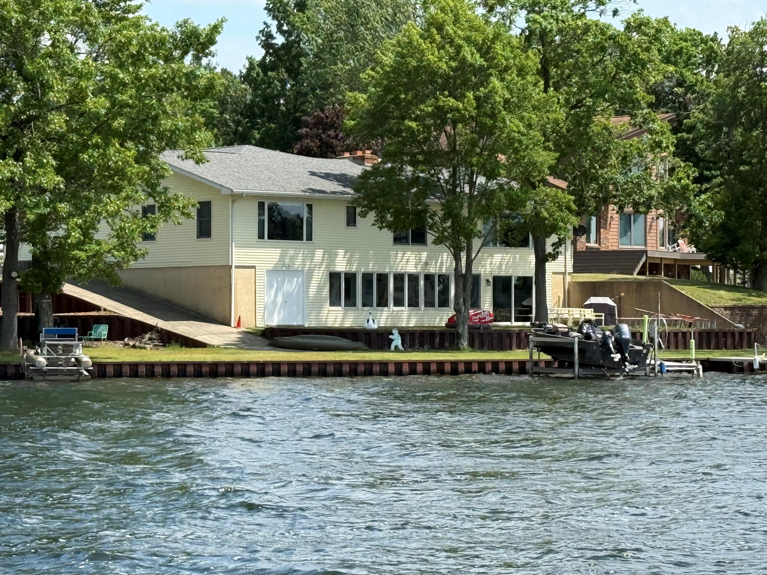 11232 Loon Echo Drive Property Photo 1