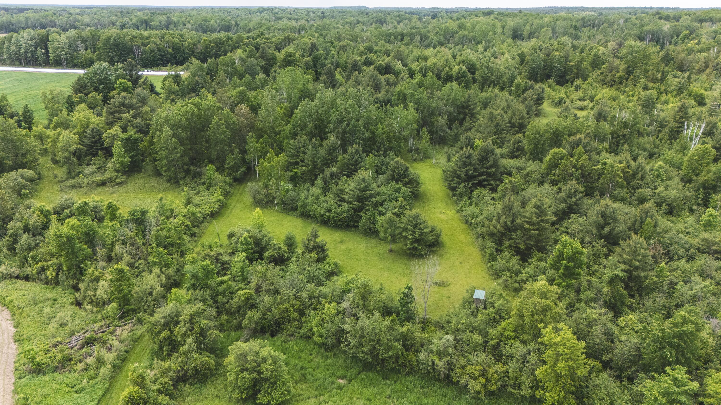 1214 N Black Road Property Photo 1