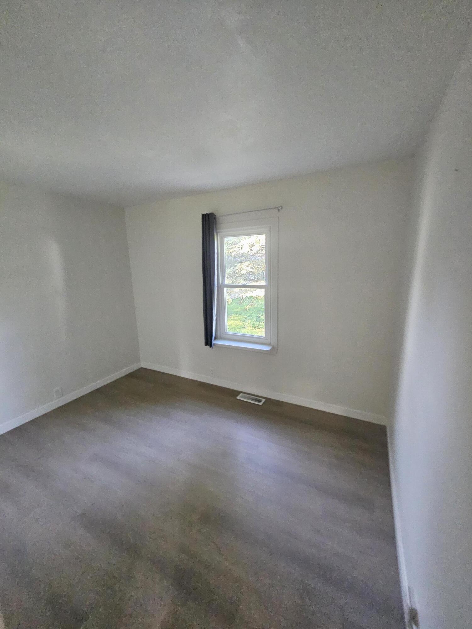 1221 S Congress Street Property Photo 7