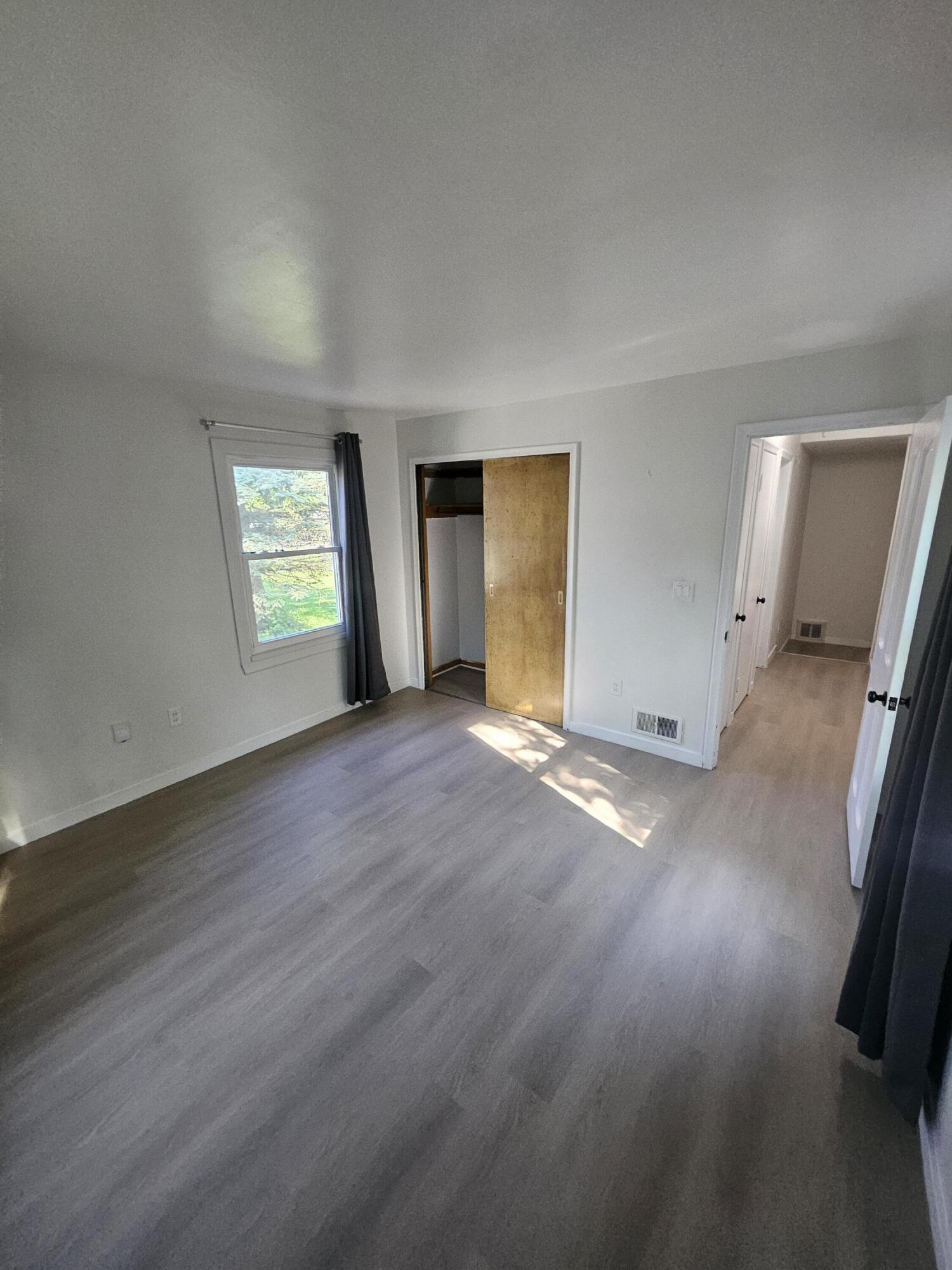 1221 S Congress Street Property Photo 11