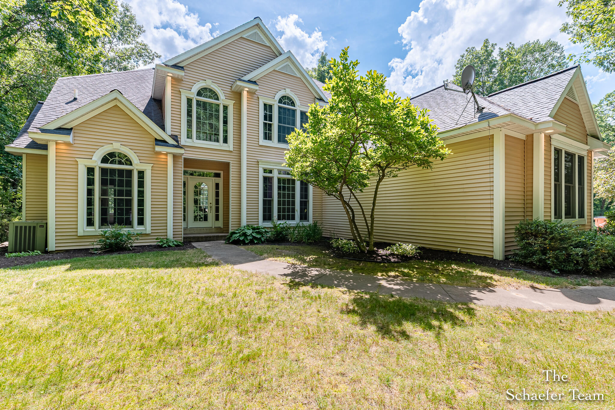 5264 Deverman Court Ne Property Photo 1