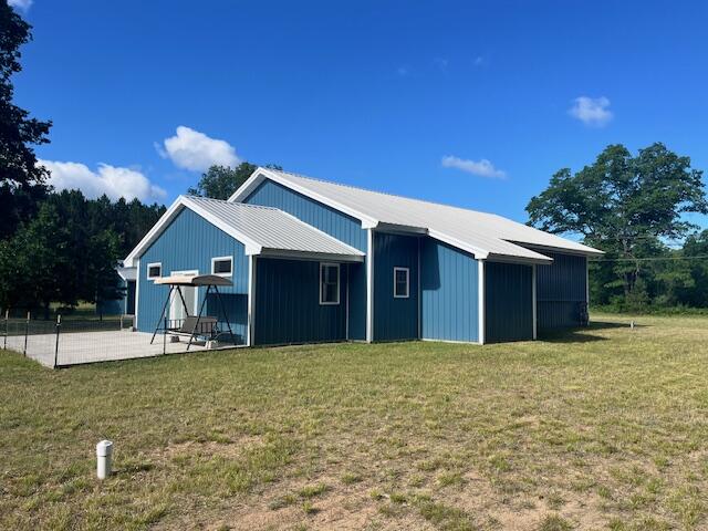 4969 N Highbridge Road Property Photo 1