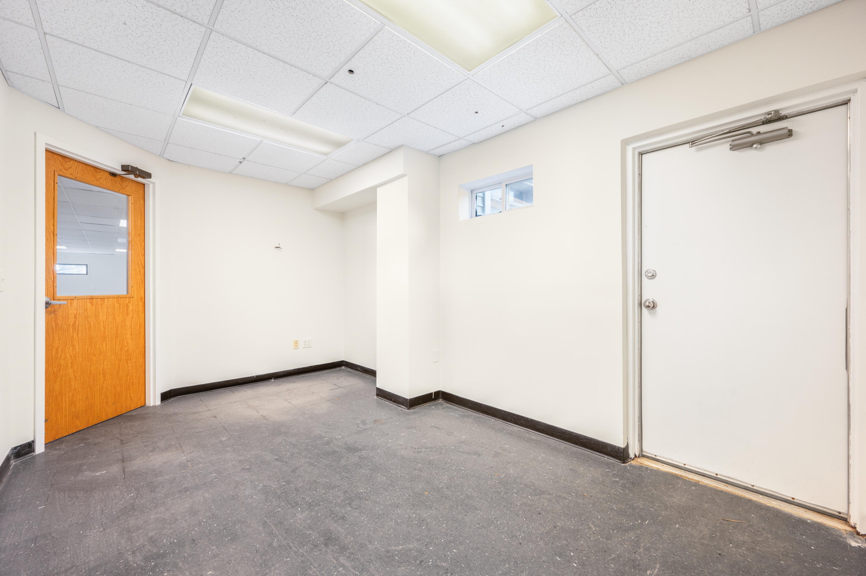 605 N State St Property Photo 4
