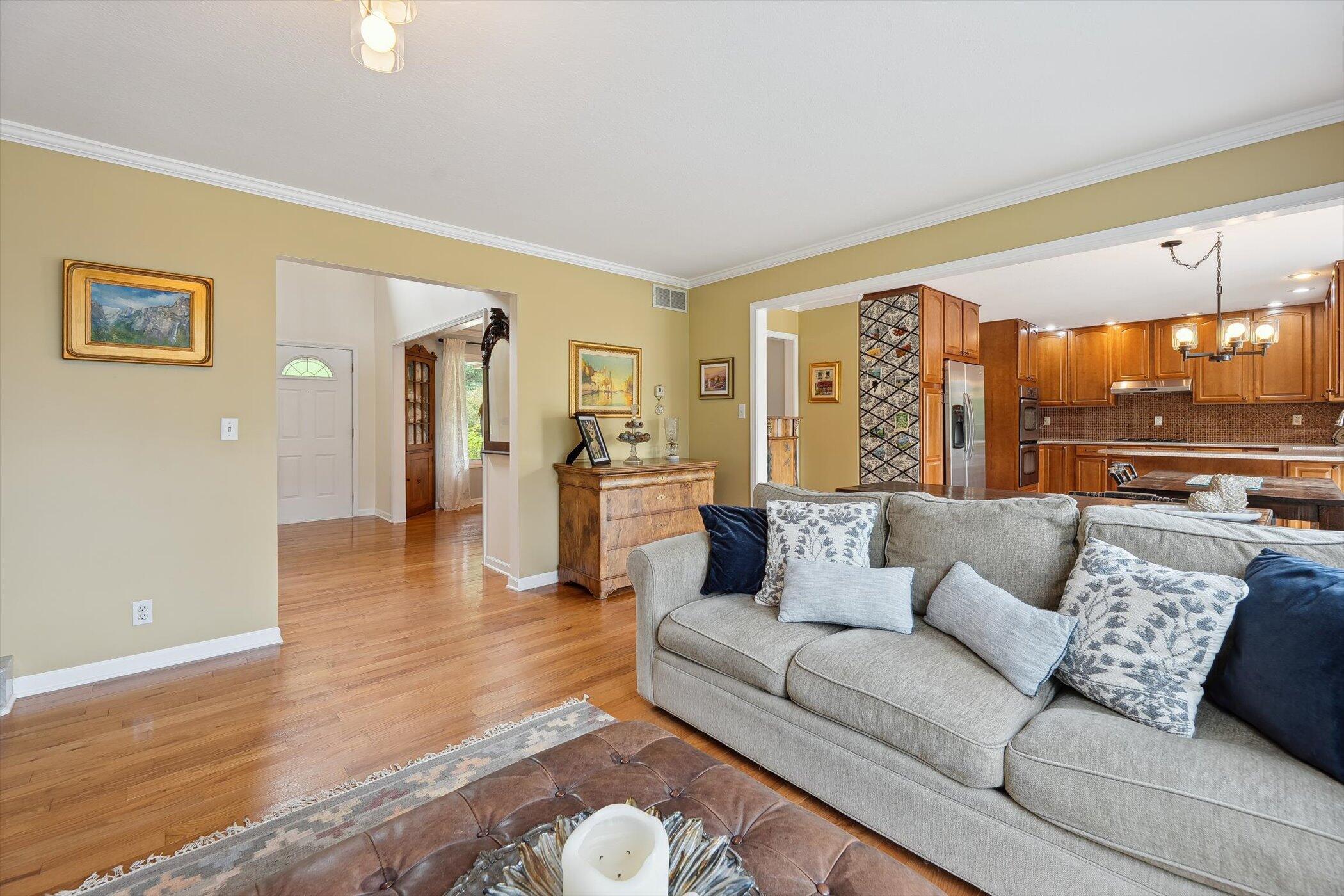 7118 Browns Lake Road Property Photo 12