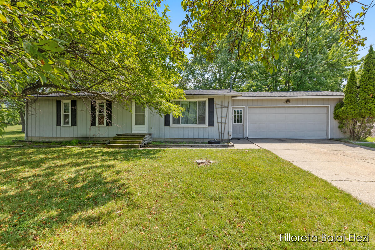 5640 Kraft Avenue Se Property Photo 1