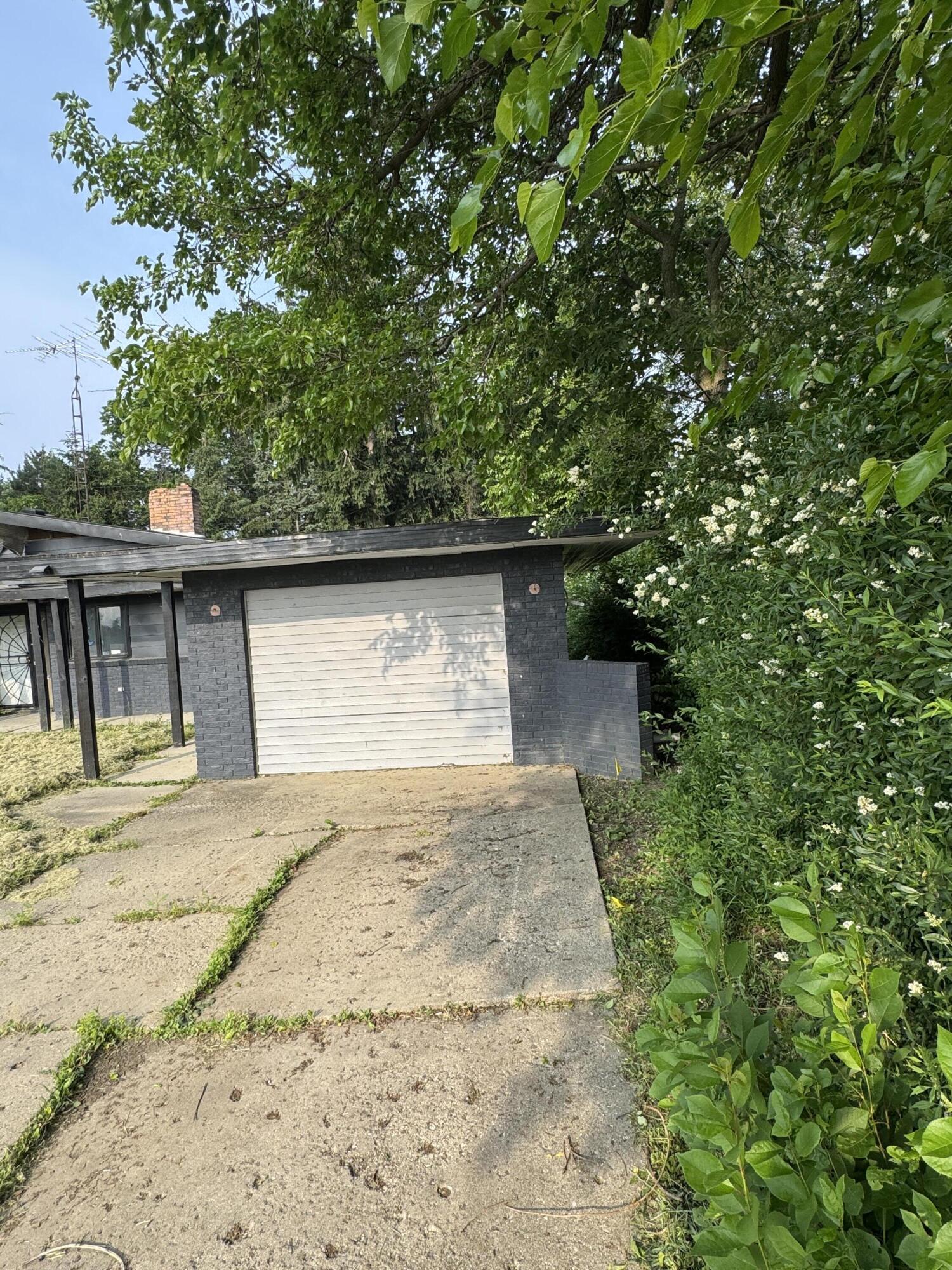 1718 Chelsea Circle Property Photo 3