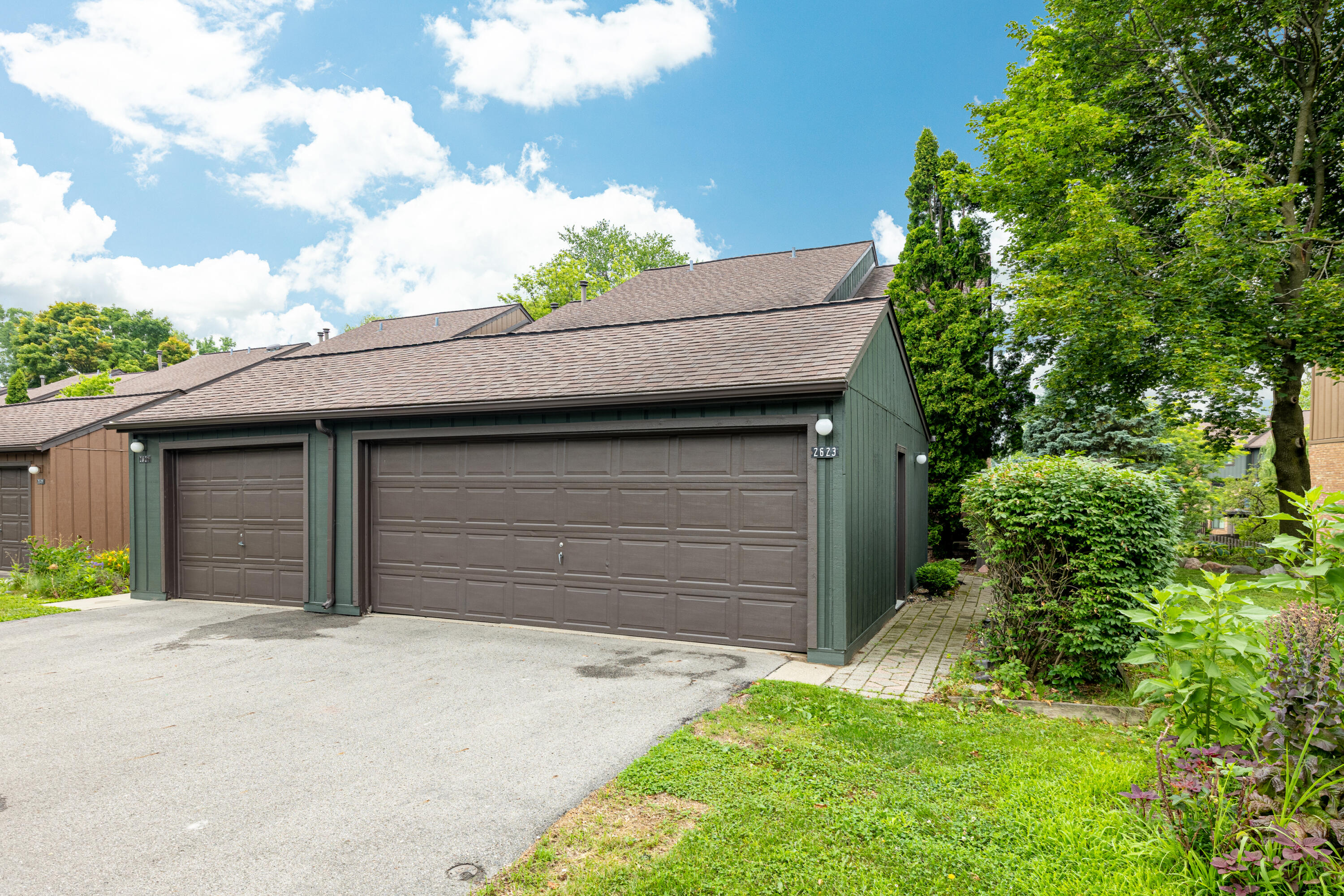 2623 Meade Court Property Photo 1