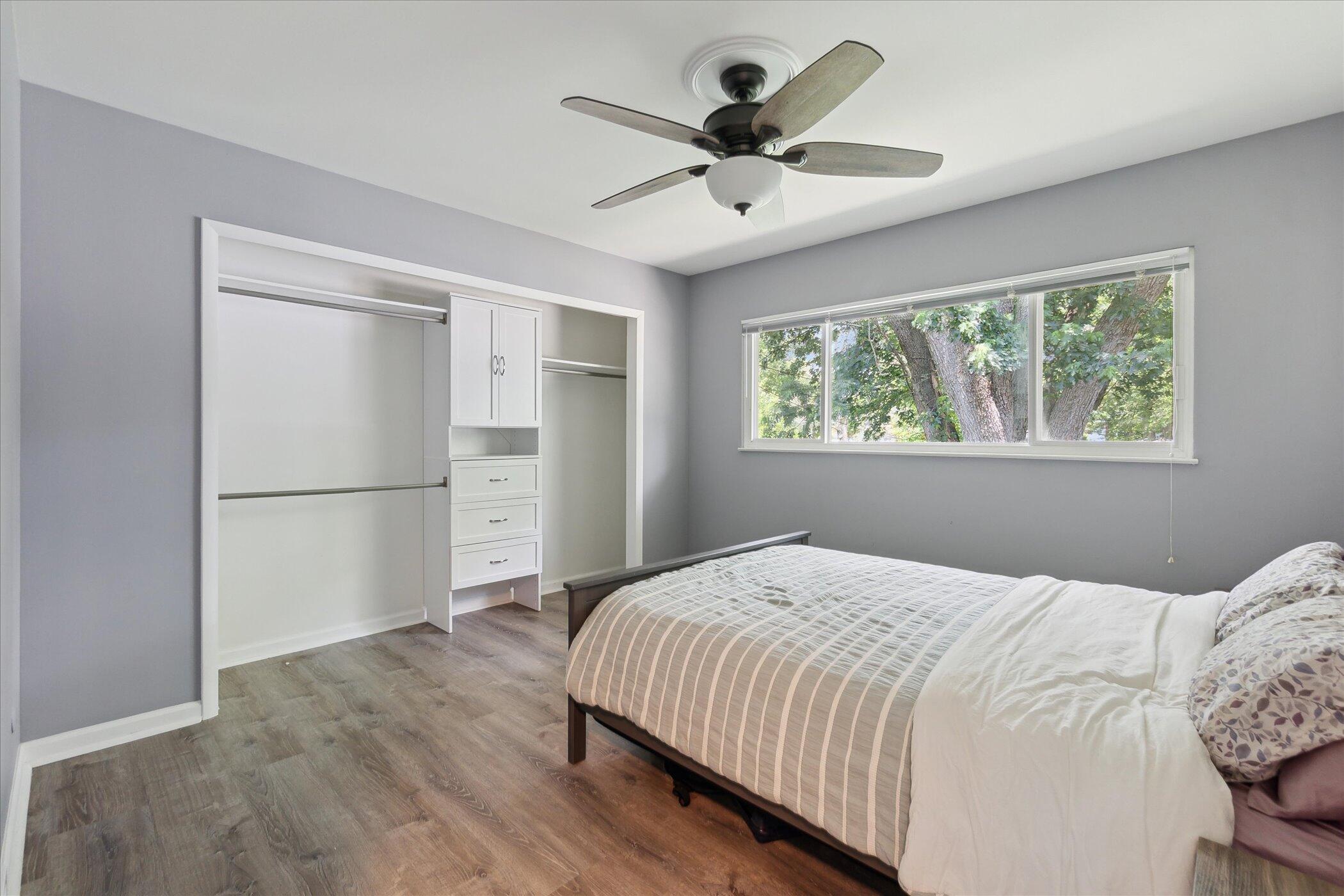 910 Newport Drive Property Photo 14