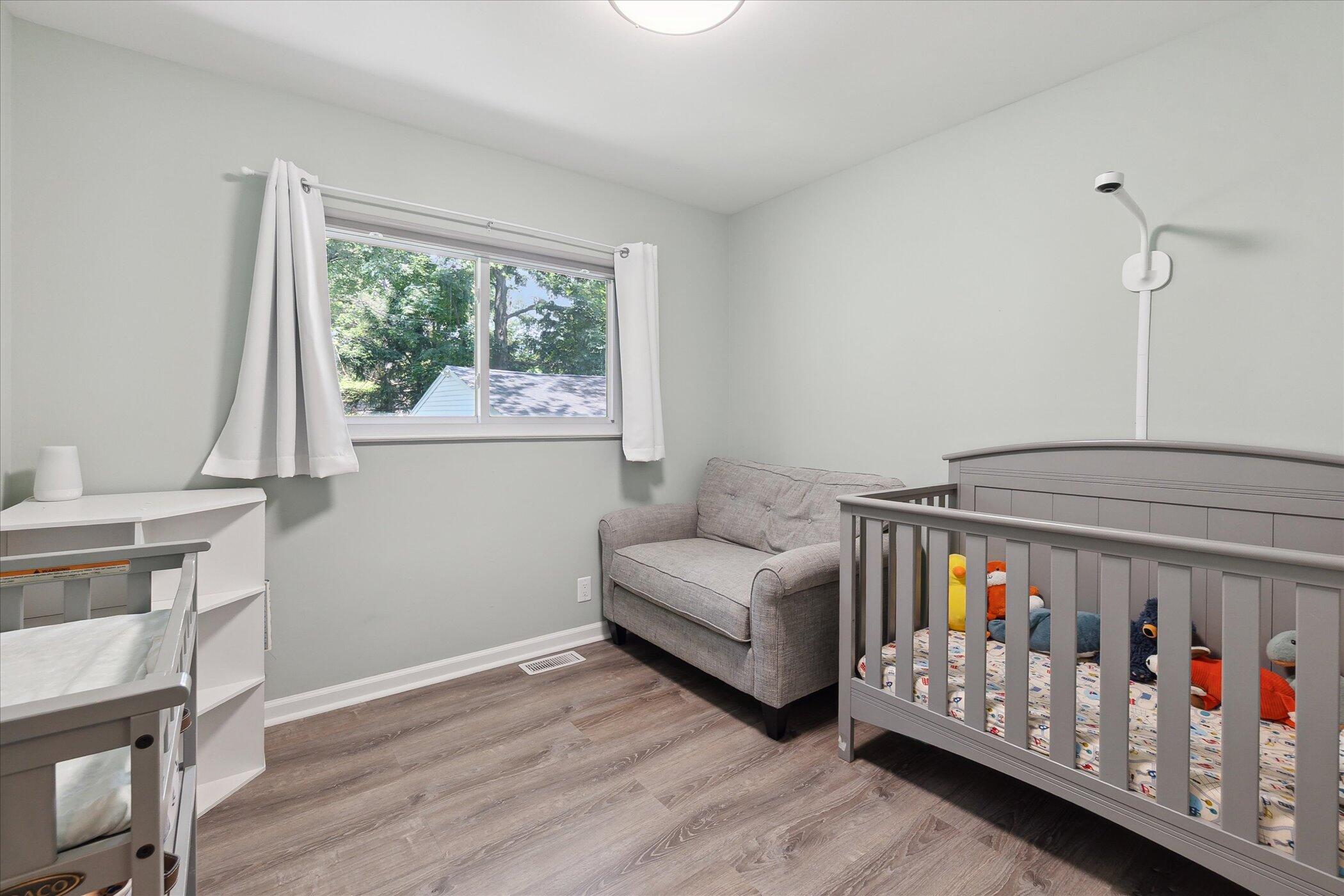 910 Newport Drive Property Photo 17