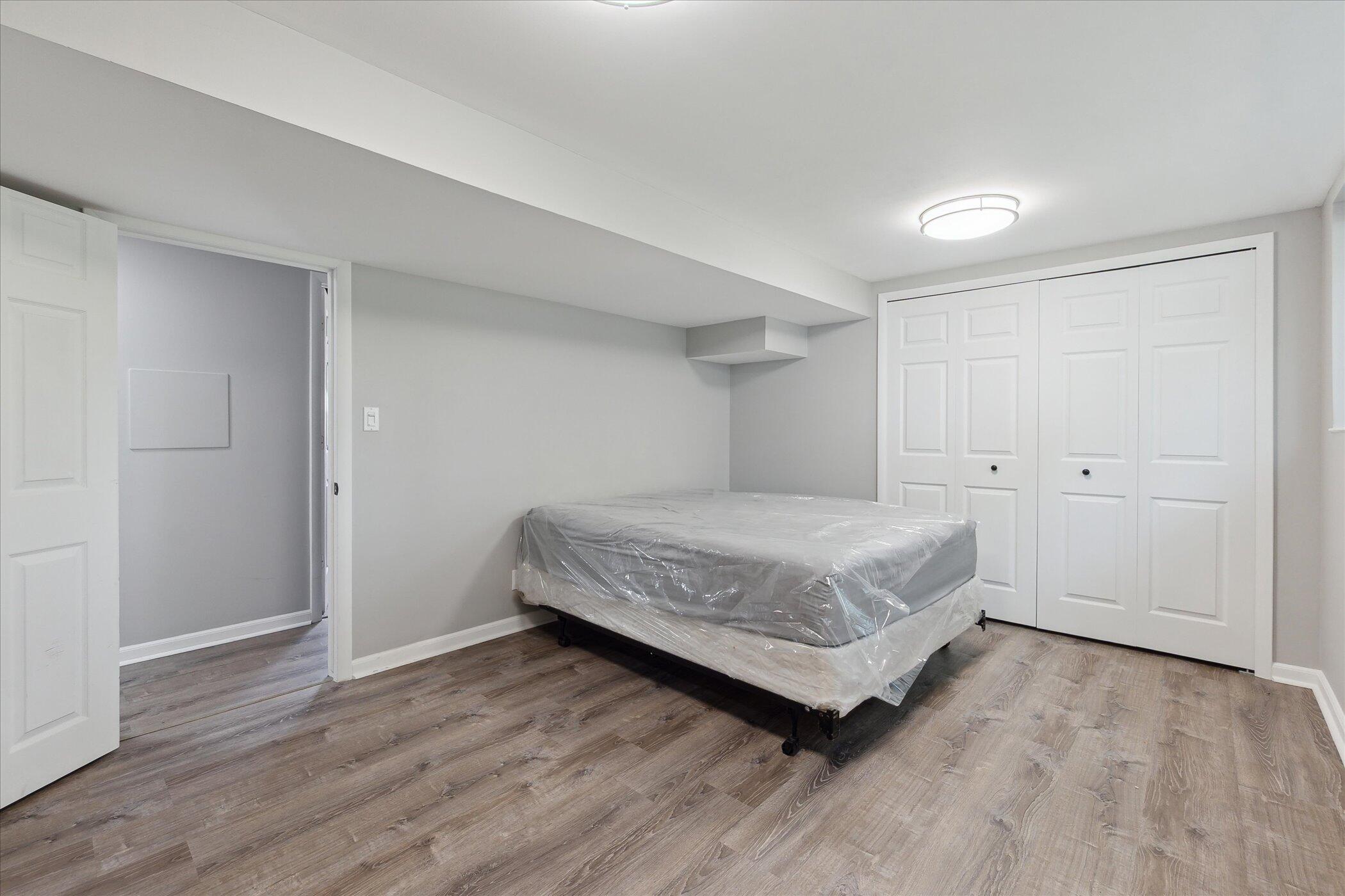 910 Newport Drive Property Photo 26