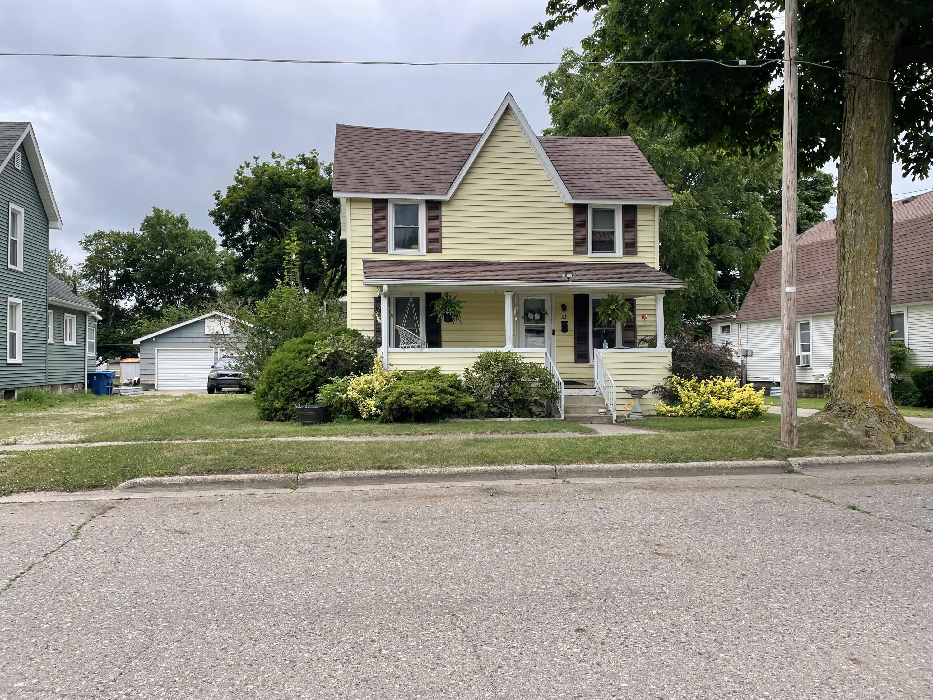 33 Abbott Avenue Property Photo 1