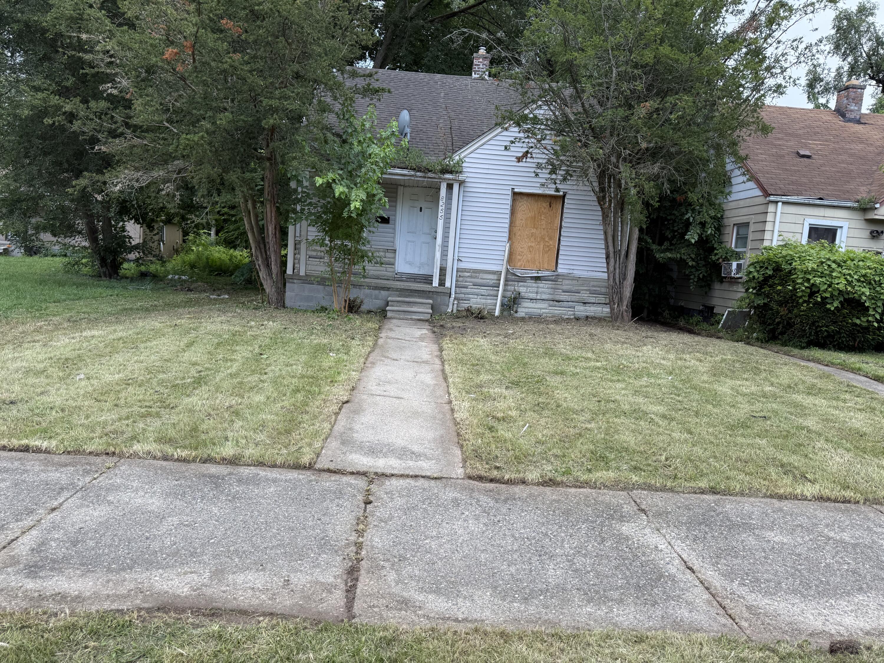 8255 Marlowe Street Property Photo 1