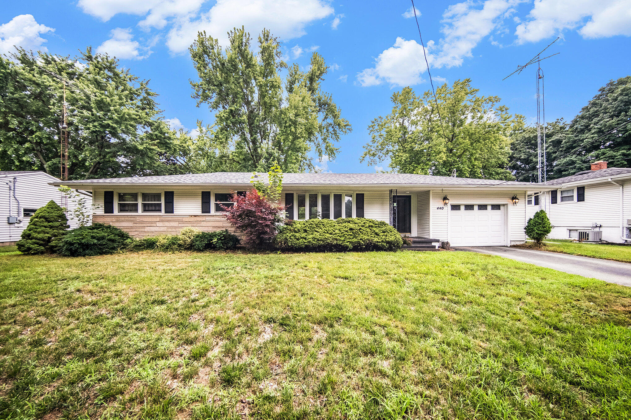 440 Marshall Street Property Photo 1
