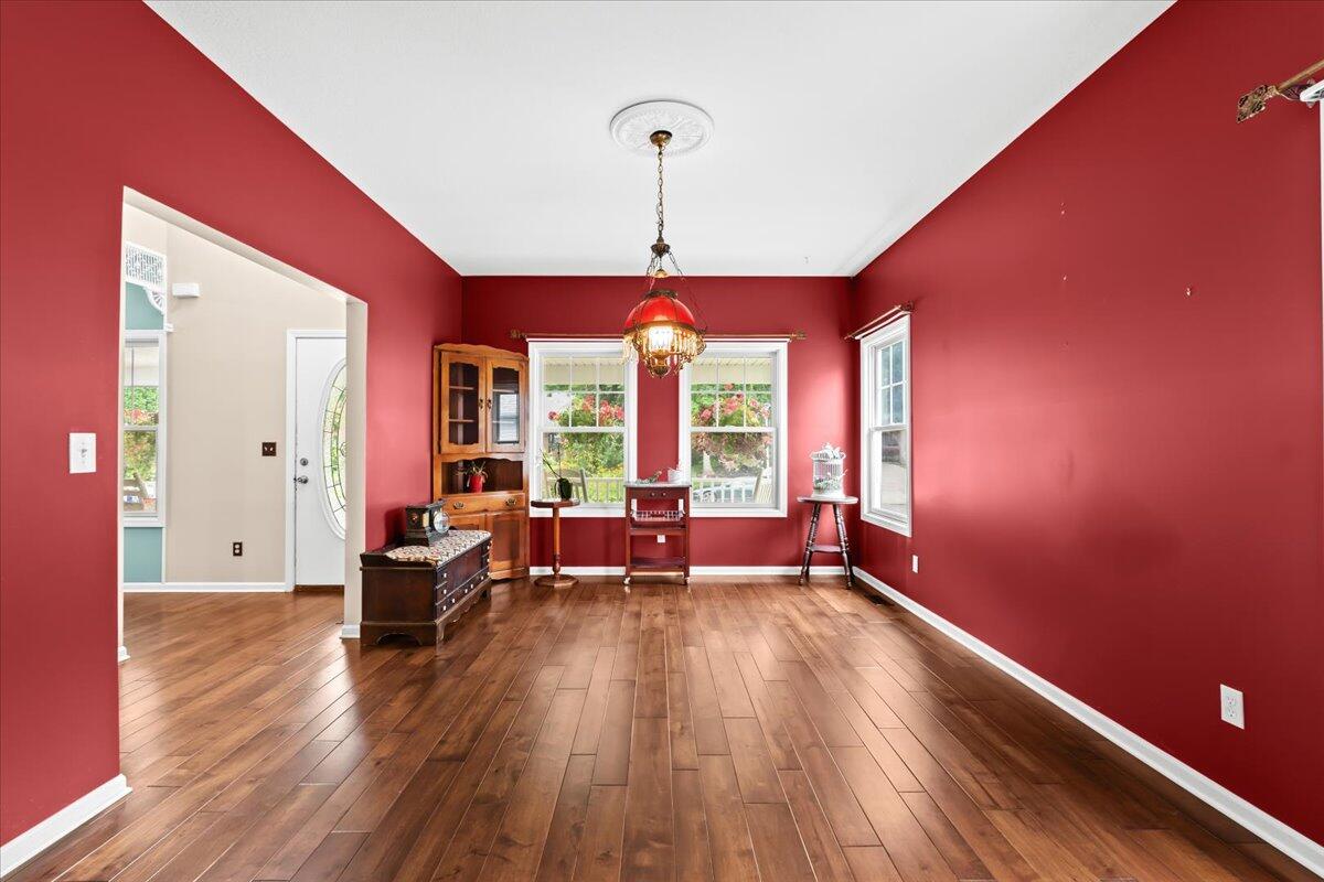 1075 Crystal Wood Drive Property Photo 11