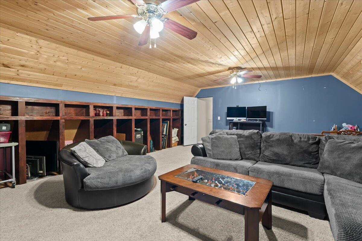 1075 Crystal Wood Drive Property Photo 36