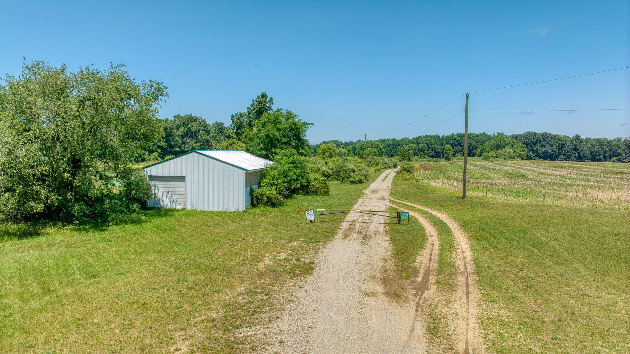 8896 Case Road Property Photo 15