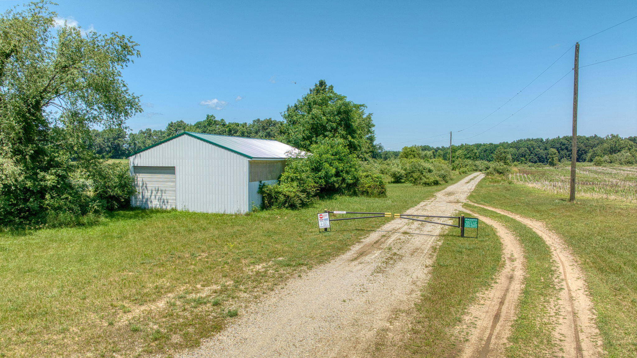8896 Case Road Property Photo 16