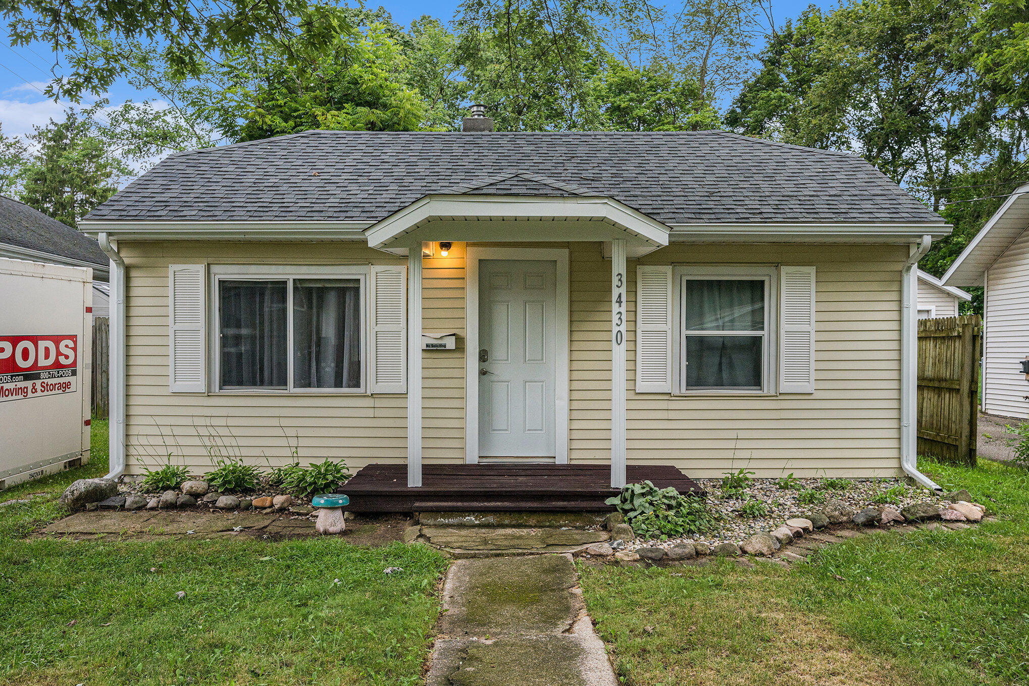 3430 Lowden Street Property Photo 1