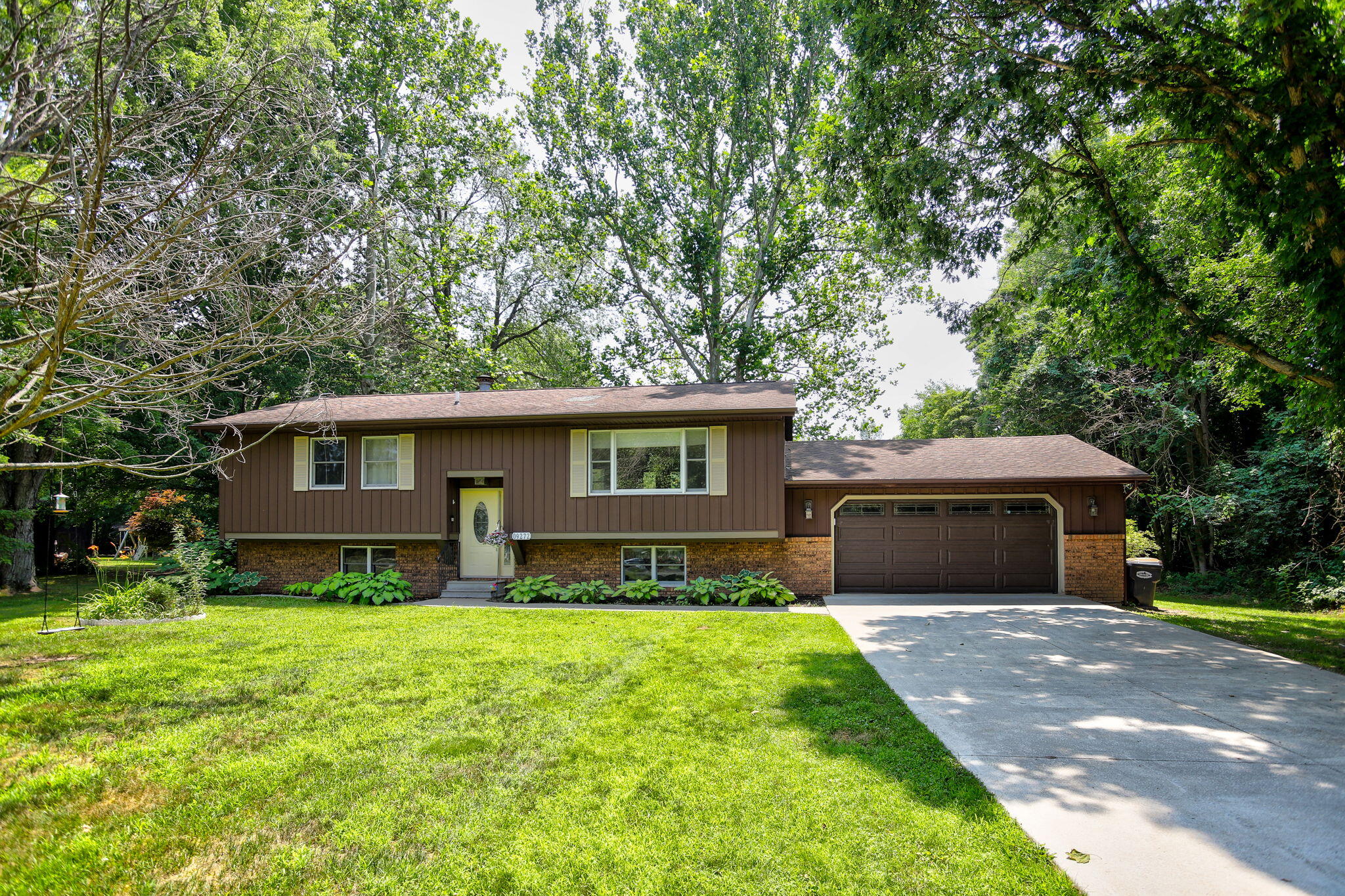 09272 Riverbend Drive Property Photo 1
