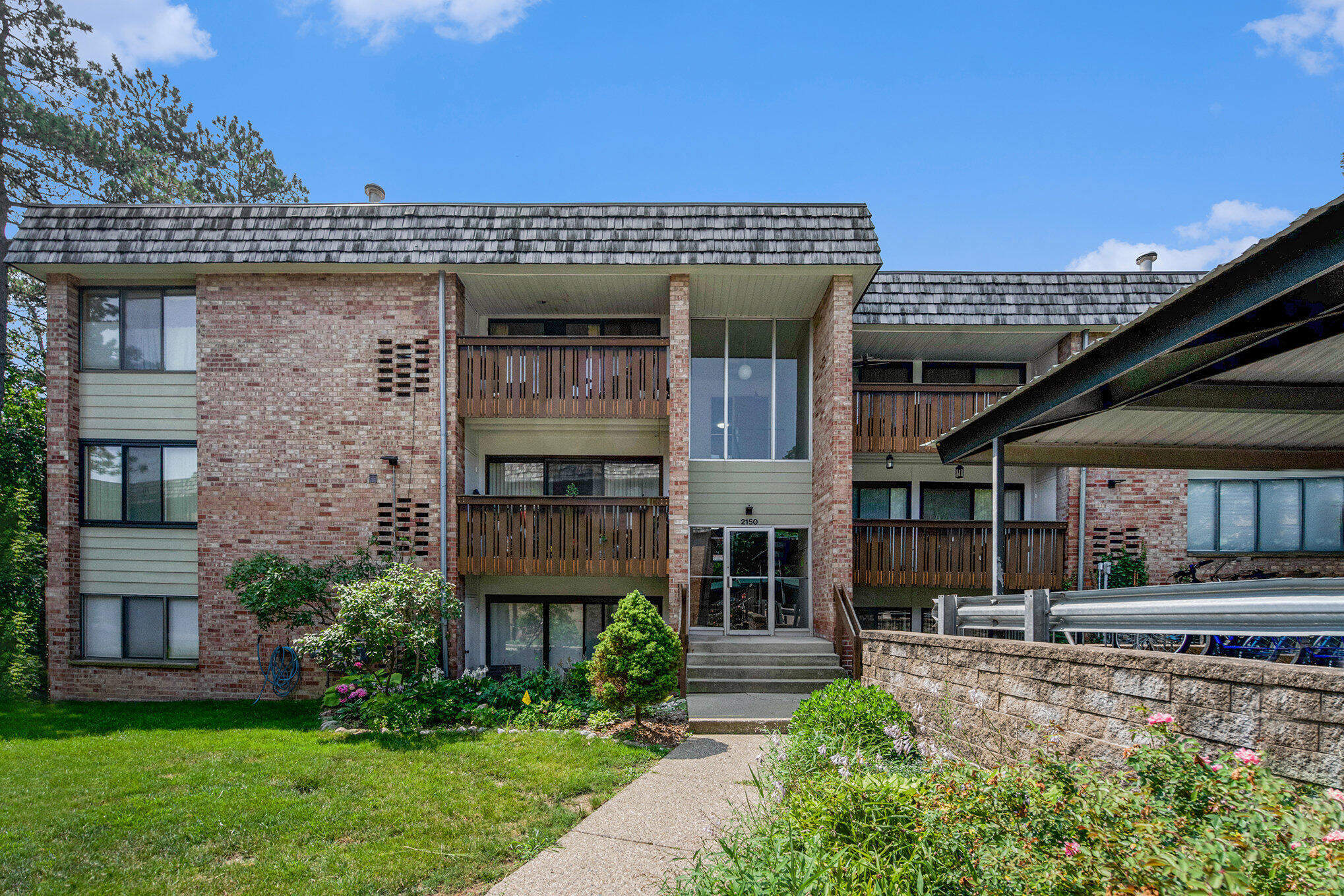 2150 Pauline Boulevard, 203 Property Photo 1