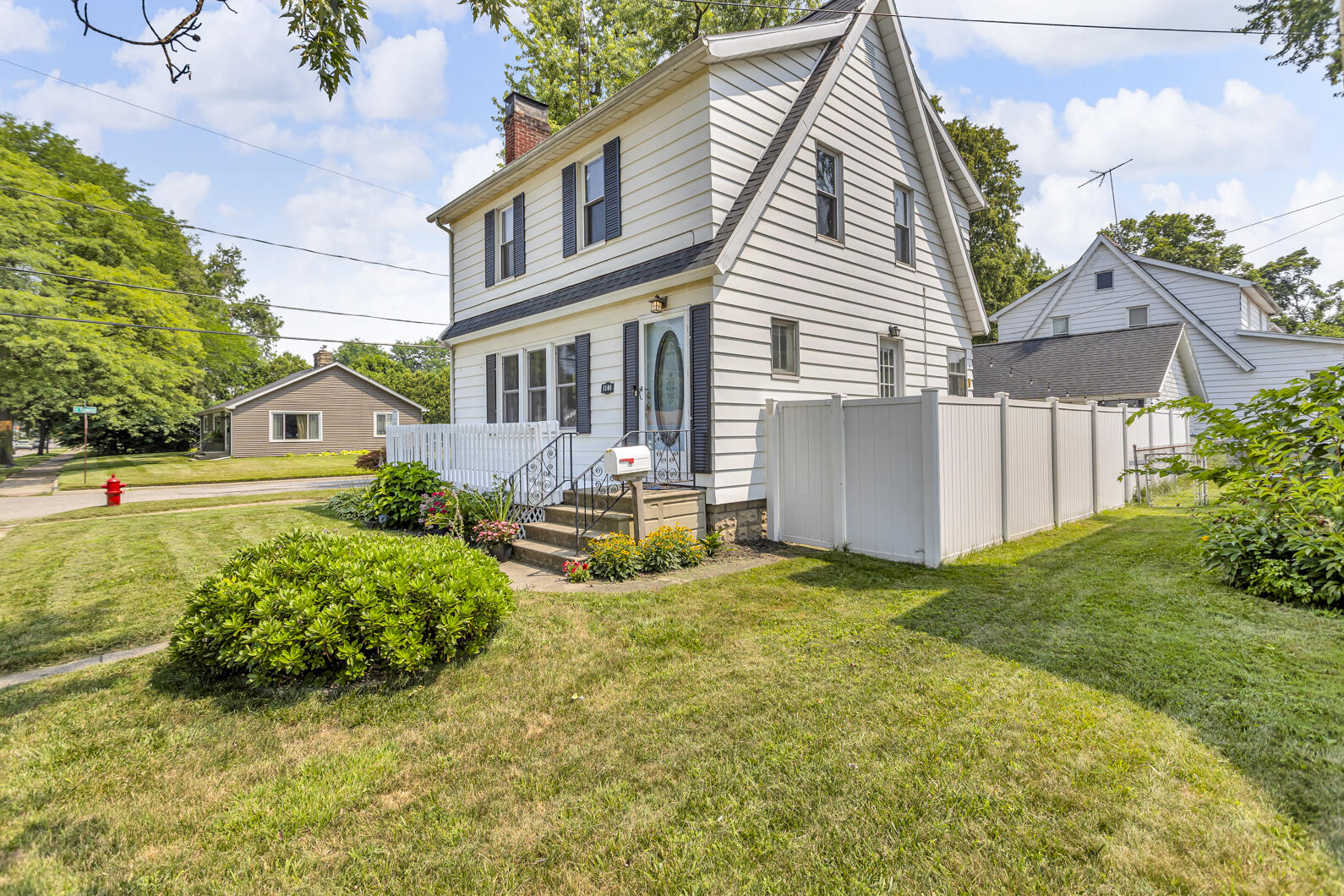 1101 W Morrel Street Property Photo 1