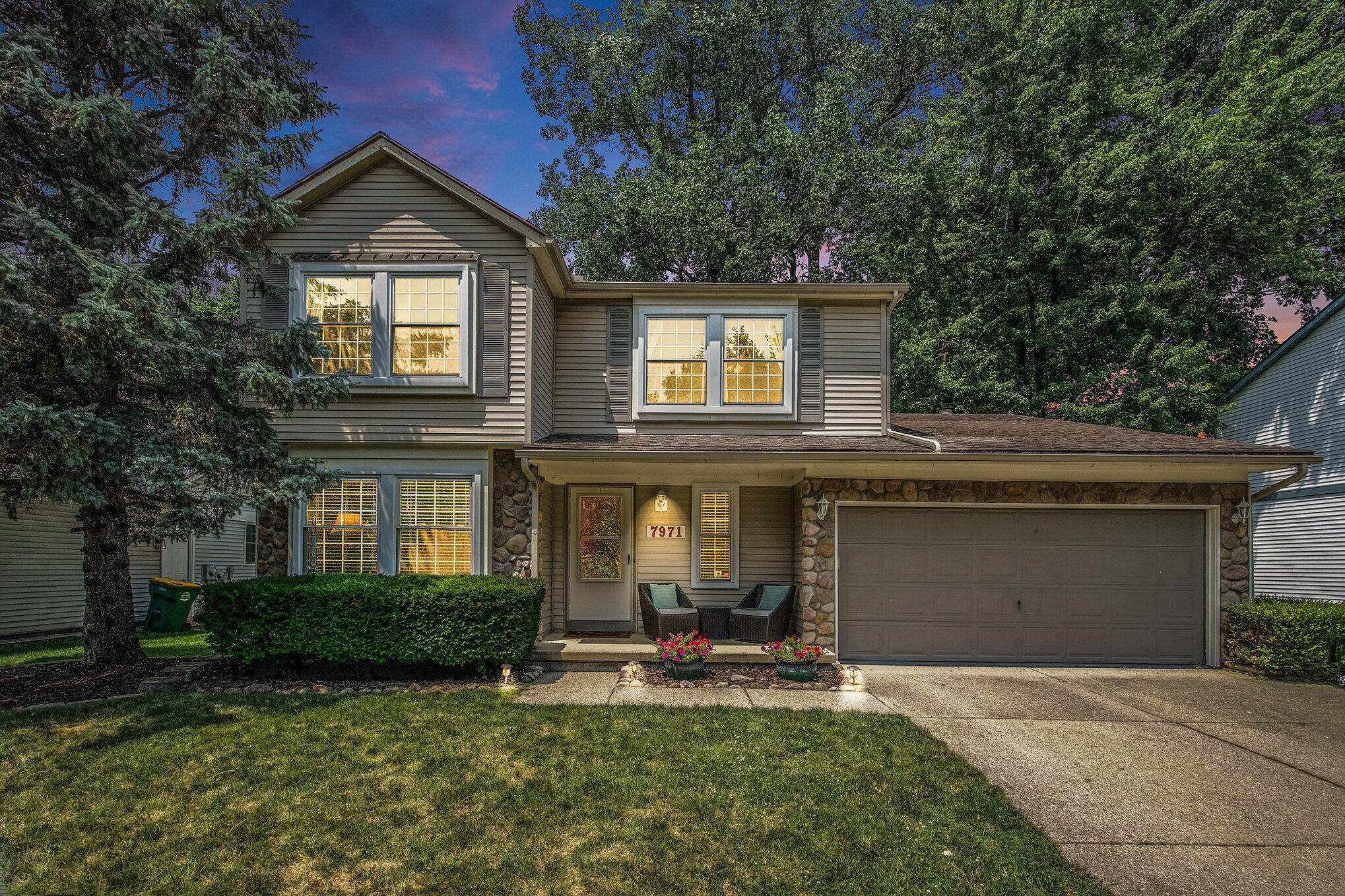 7971 Briarbrook Drive Property Photo 1